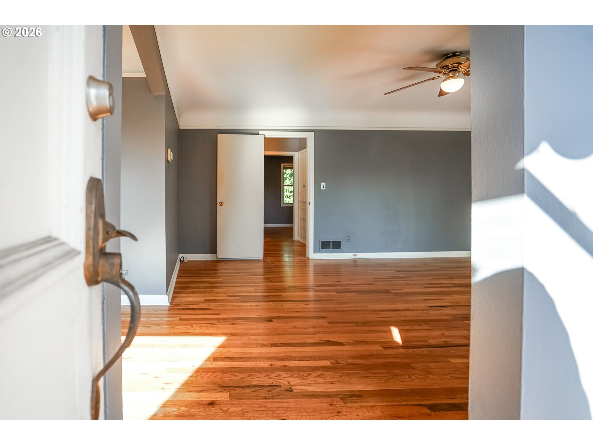 2110 Laurel Pl Property Photo 5
