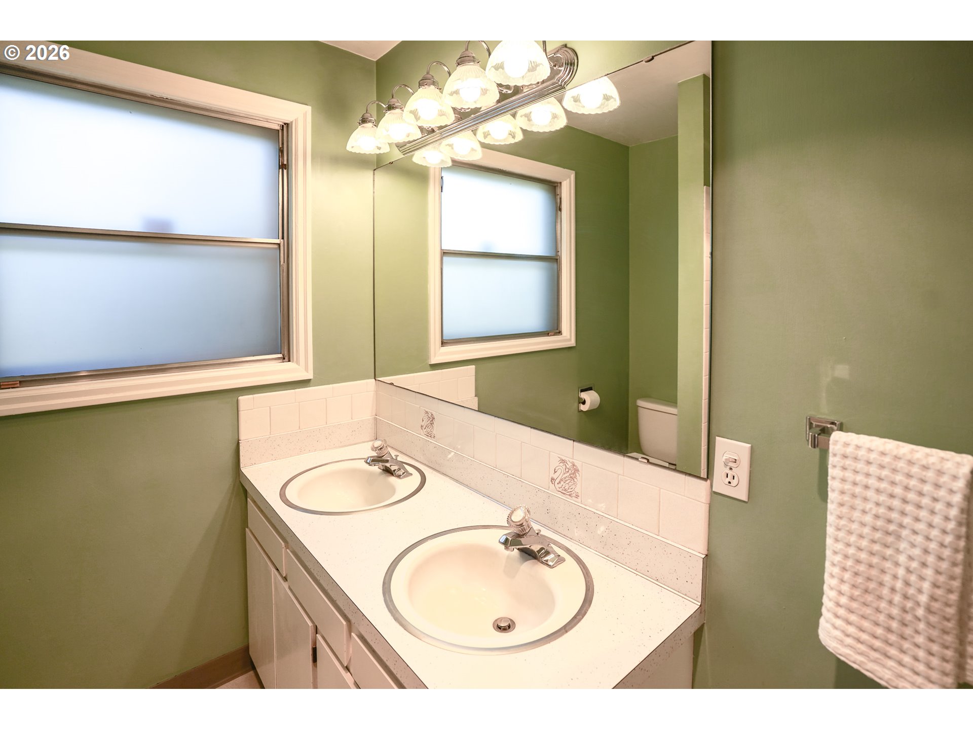 2110 Laurel Pl Property Photo 24