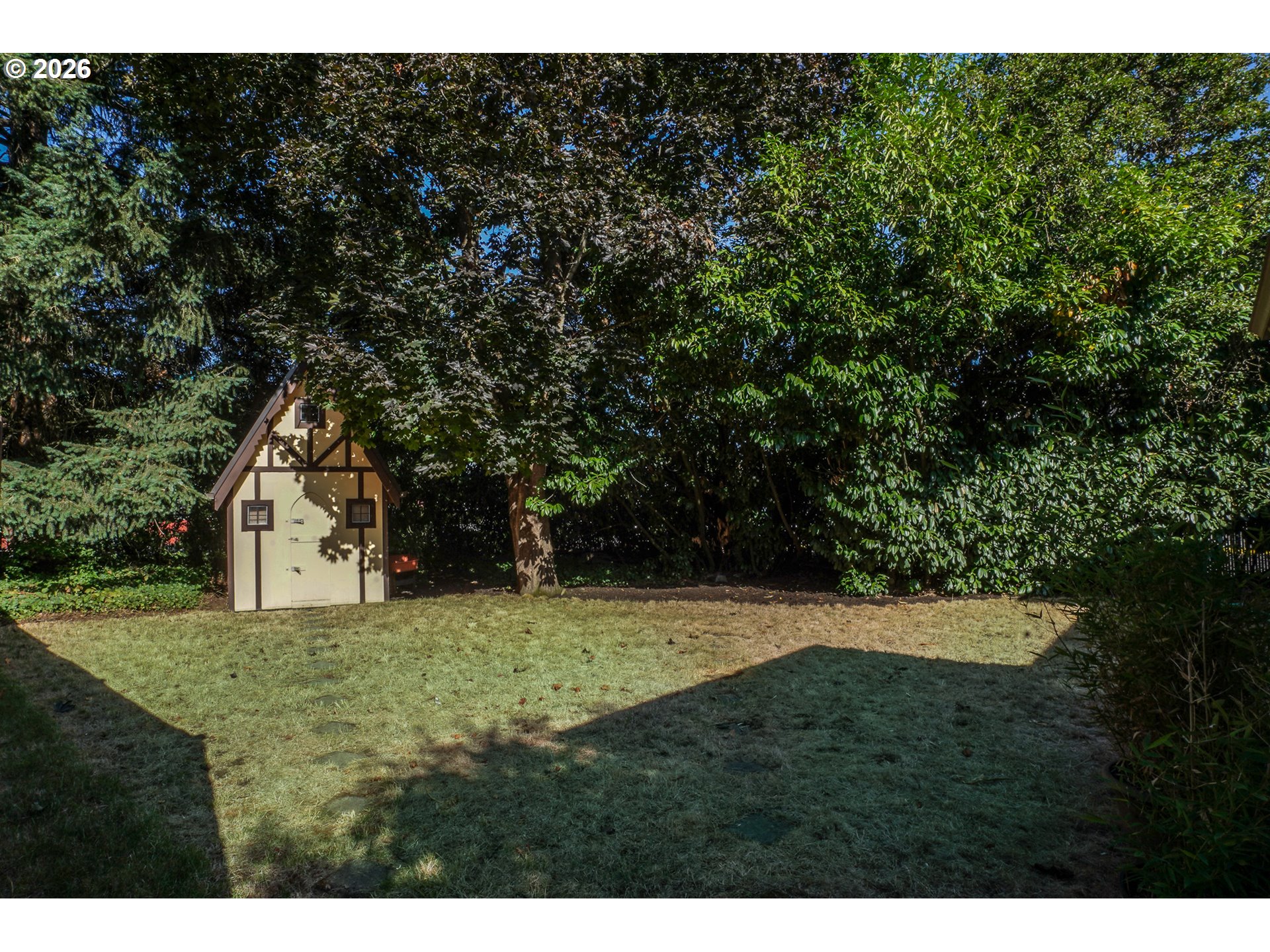 2110 Laurel Pl Property Photo 42