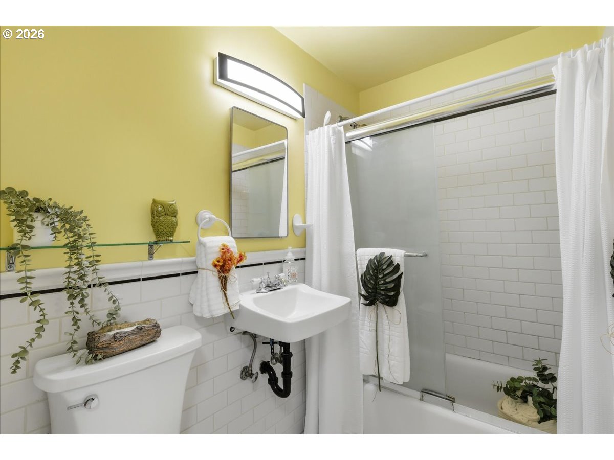 2105 General Anderson Ave Property Photo 18