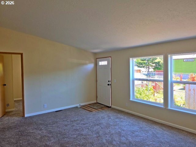 1285 Minnesota Ave Property Photo 4