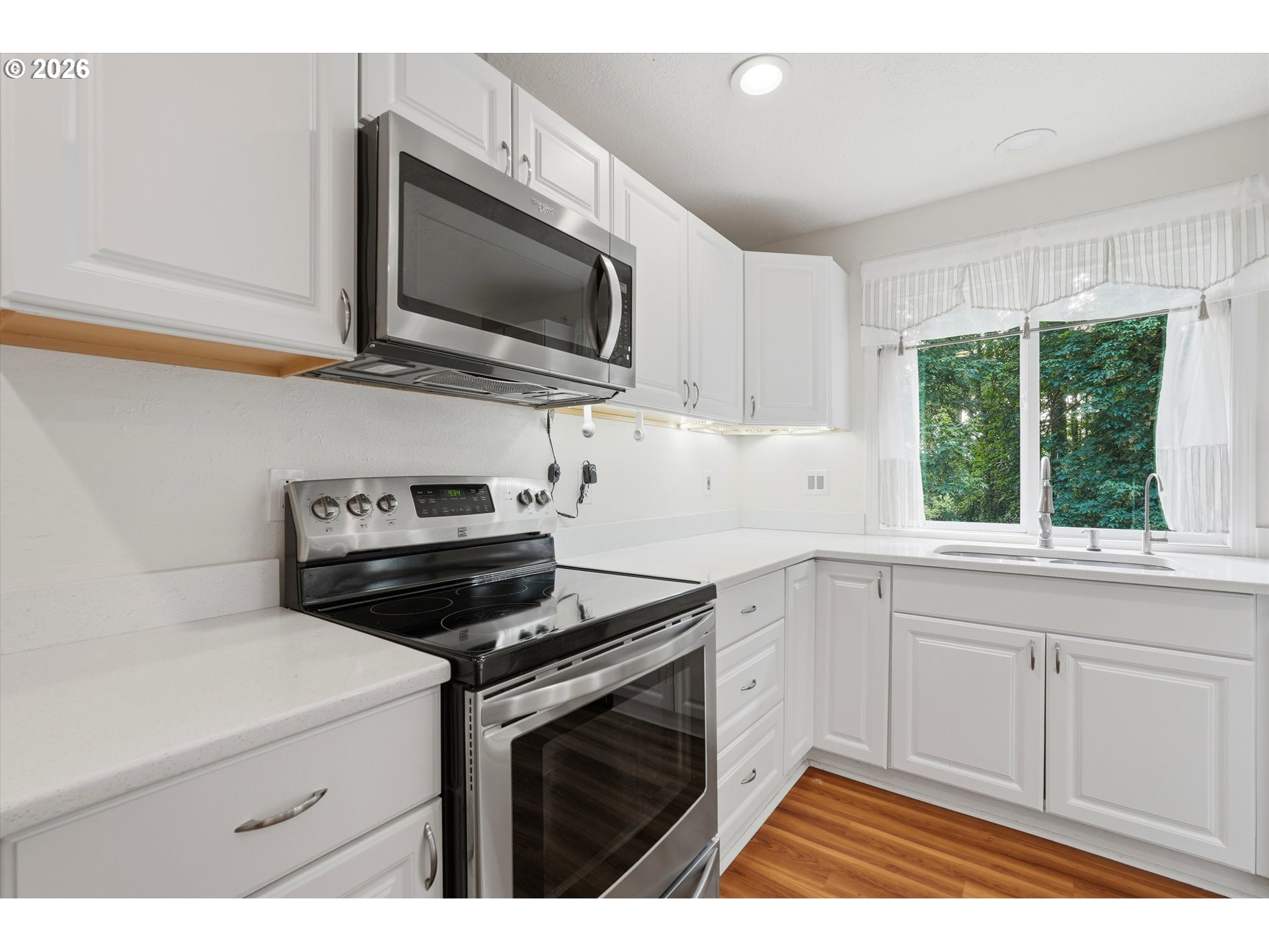 5099 Woodwinds Ct Property Photo 13