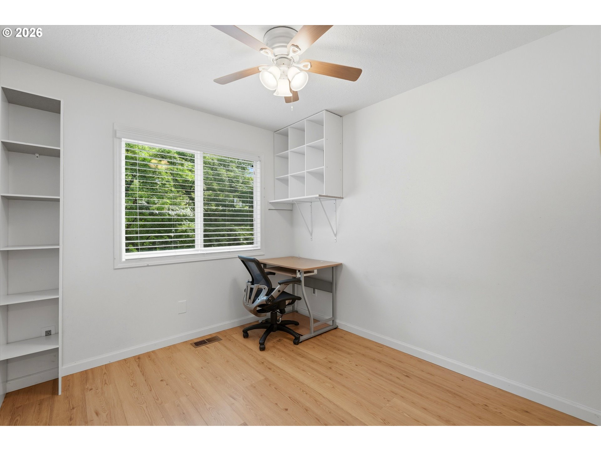 5099 Woodwinds Ct Property Photo 27