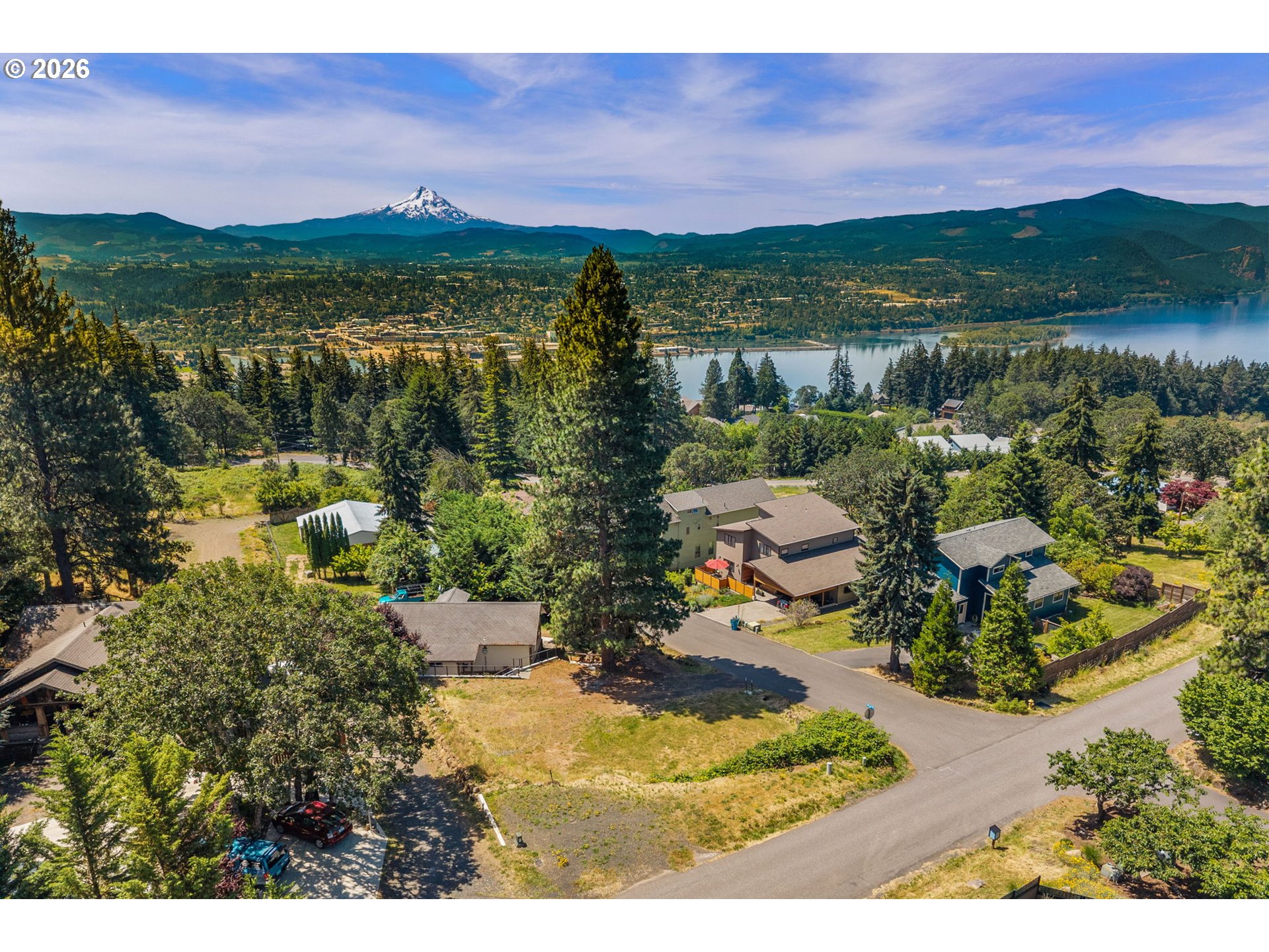 830 William Dr Property Photo 3