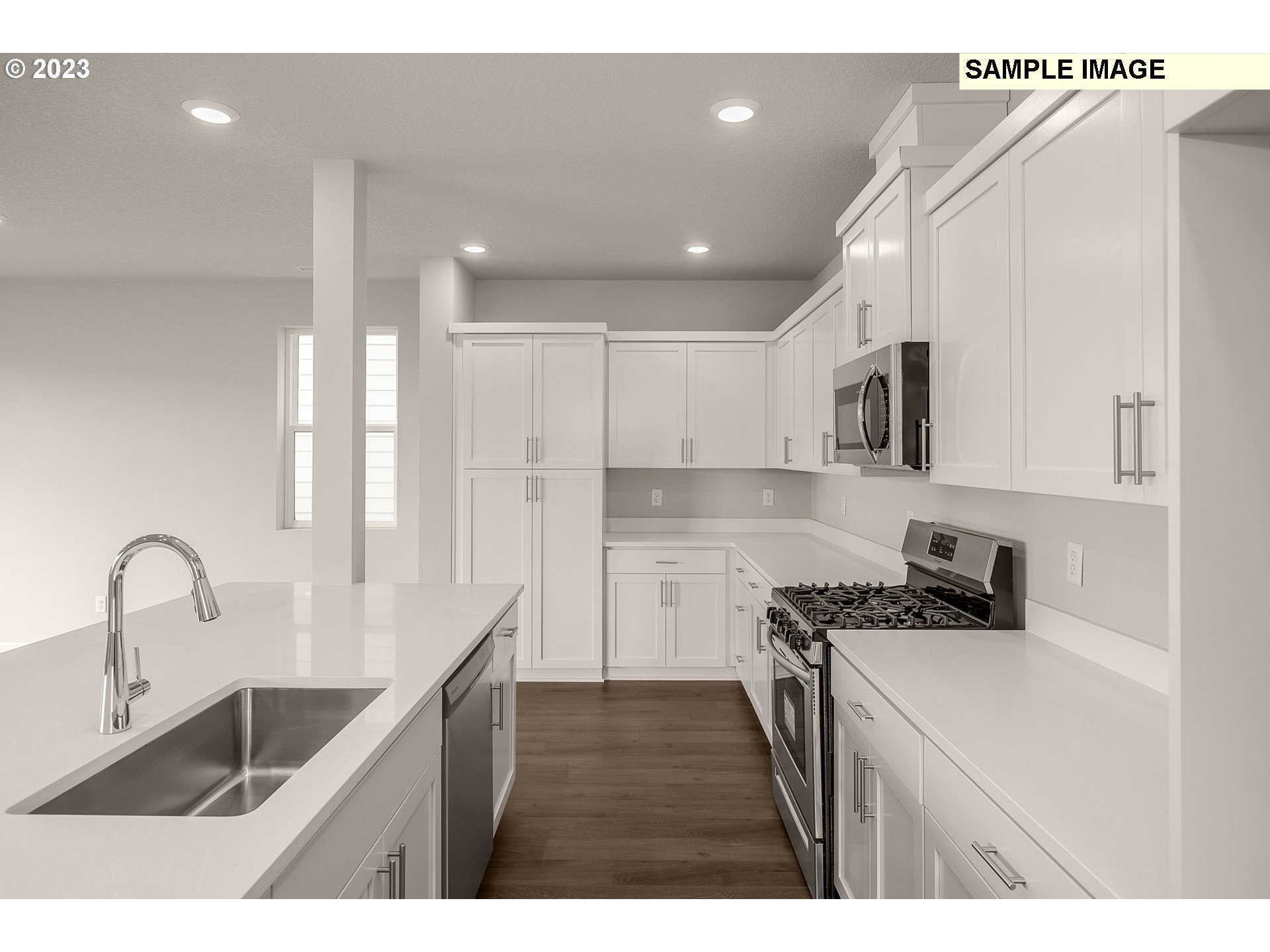 1185 Clemson St. Property Photo 14