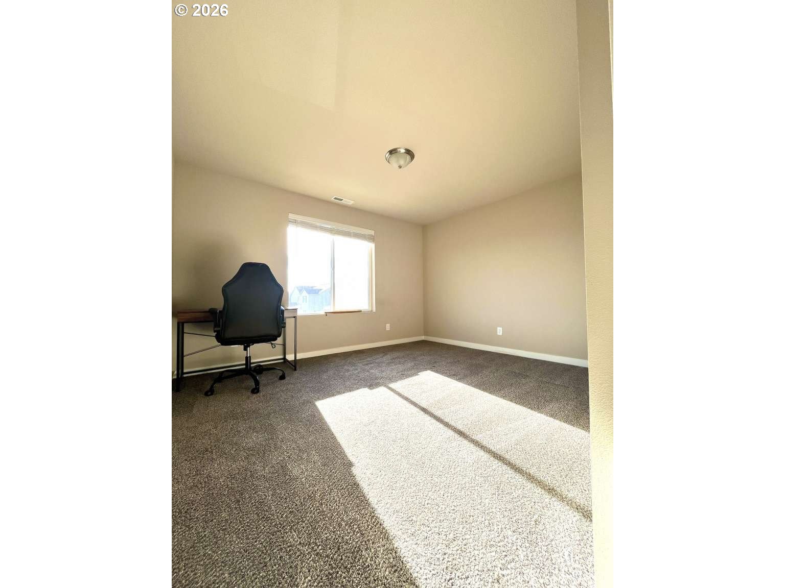 853 Farmington Dr Property Photo 15
