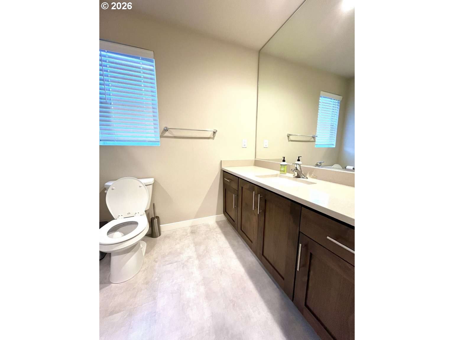 853 Farmington Dr Property Photo 17
