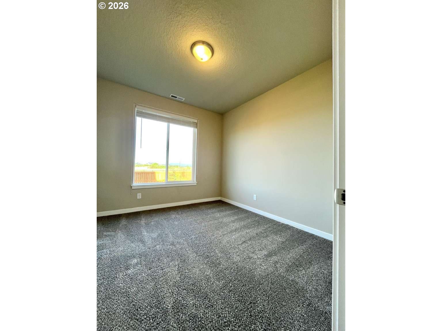 853 Farmington Dr Property Photo 40
