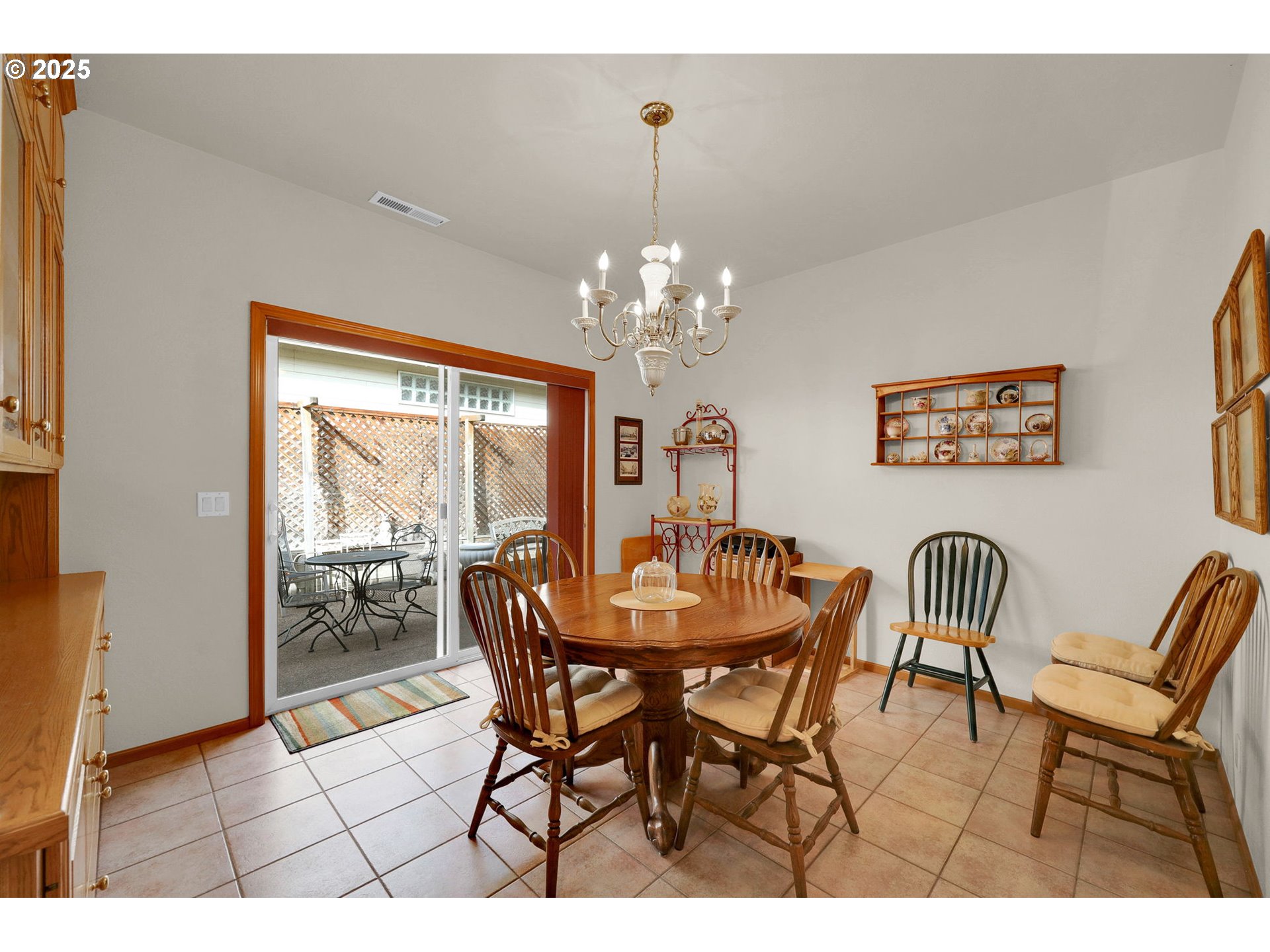 1789 Lake Shore Dr Property Photo 13