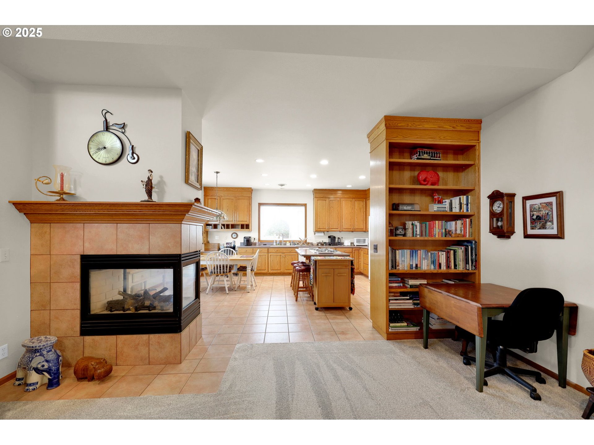 1789 Lake Shore Dr Property Photo 17