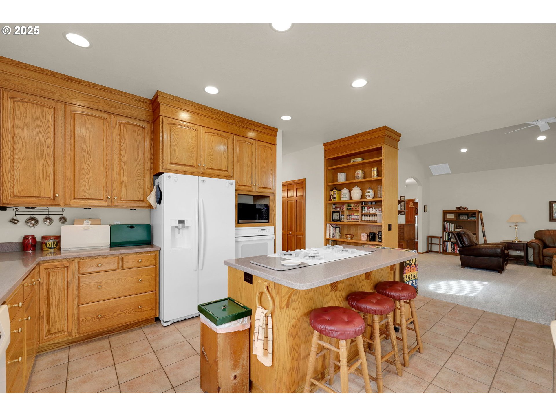 1789 Lake Shore Dr Property Photo 26