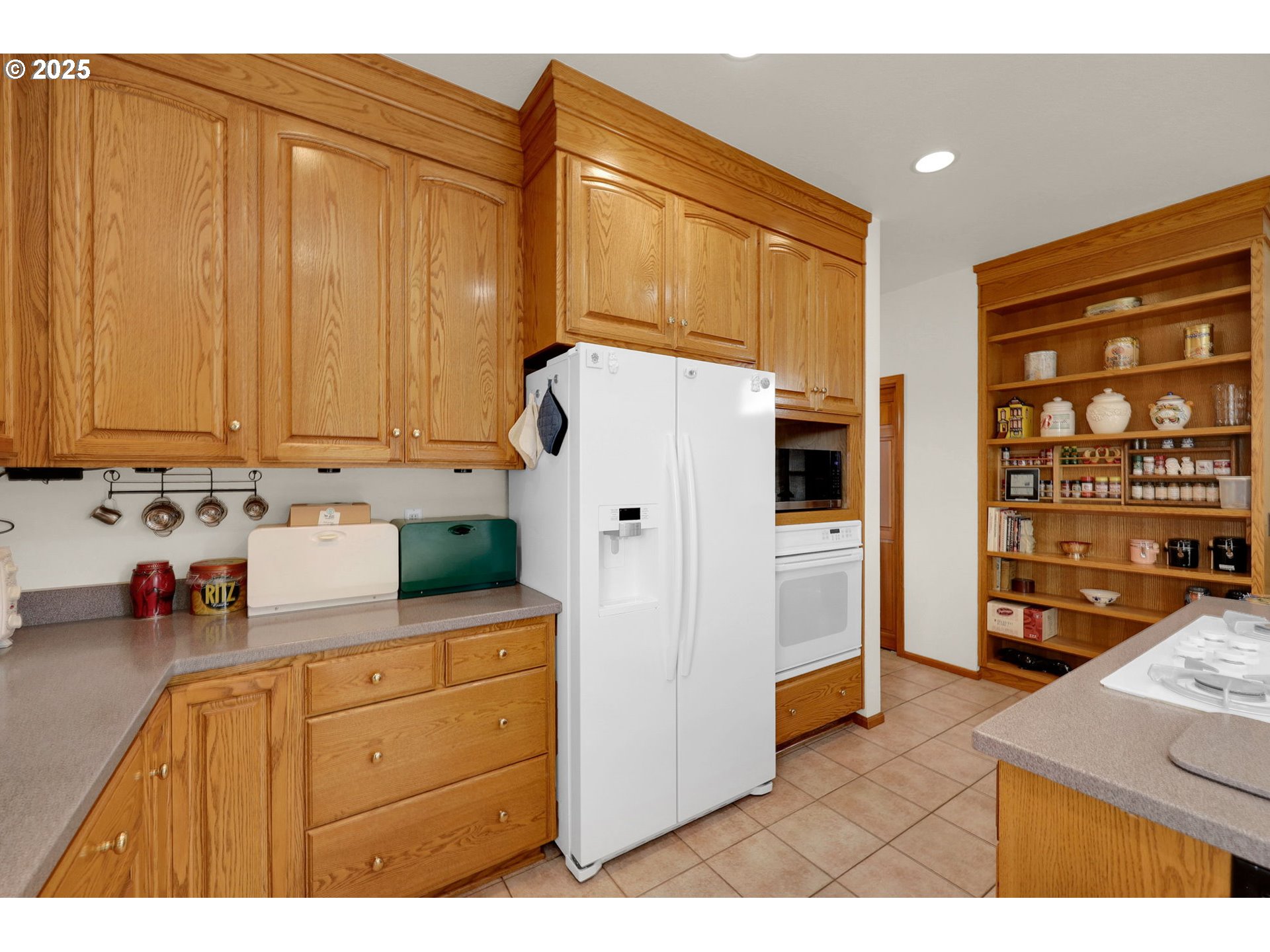 1789 Lake Shore Dr Property Photo 28