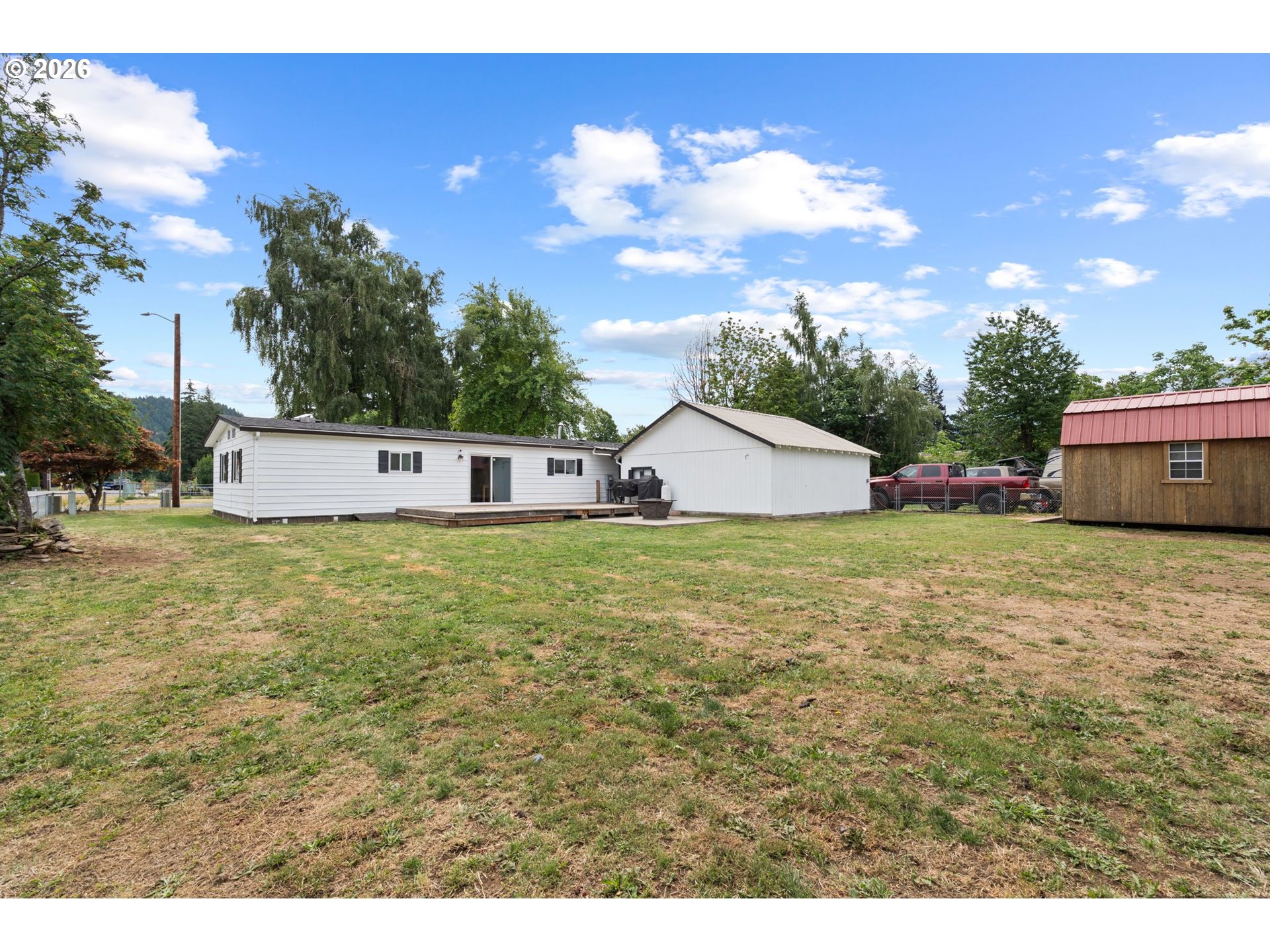12 Rosenbach Ln Property Photo 4