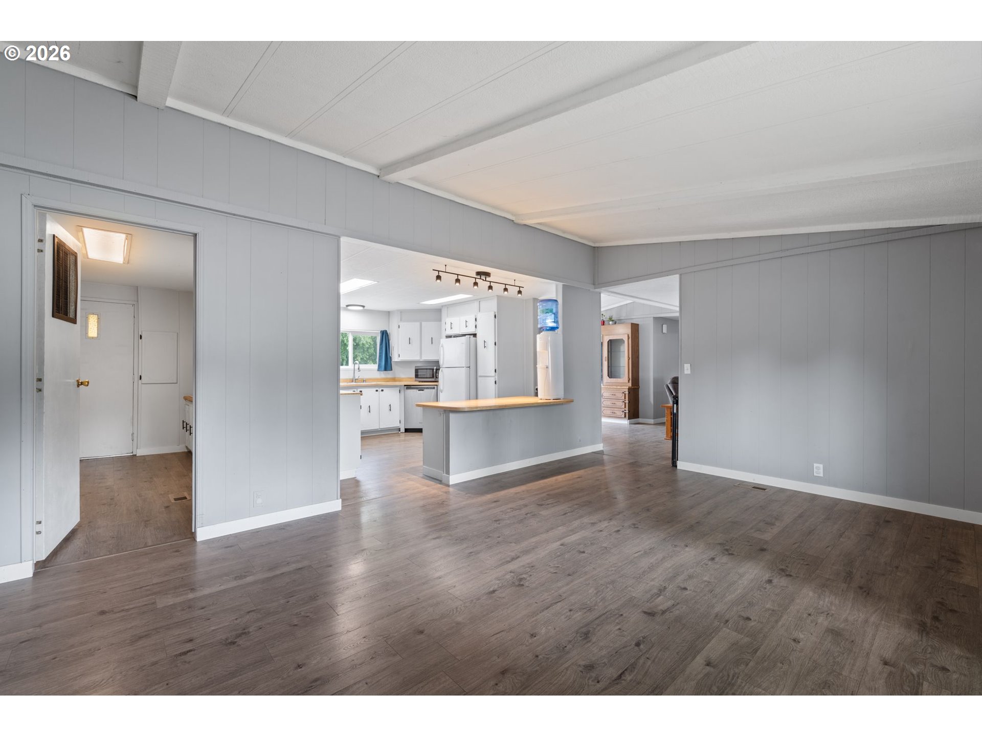 12 Rosenbach Ln Property Photo 14