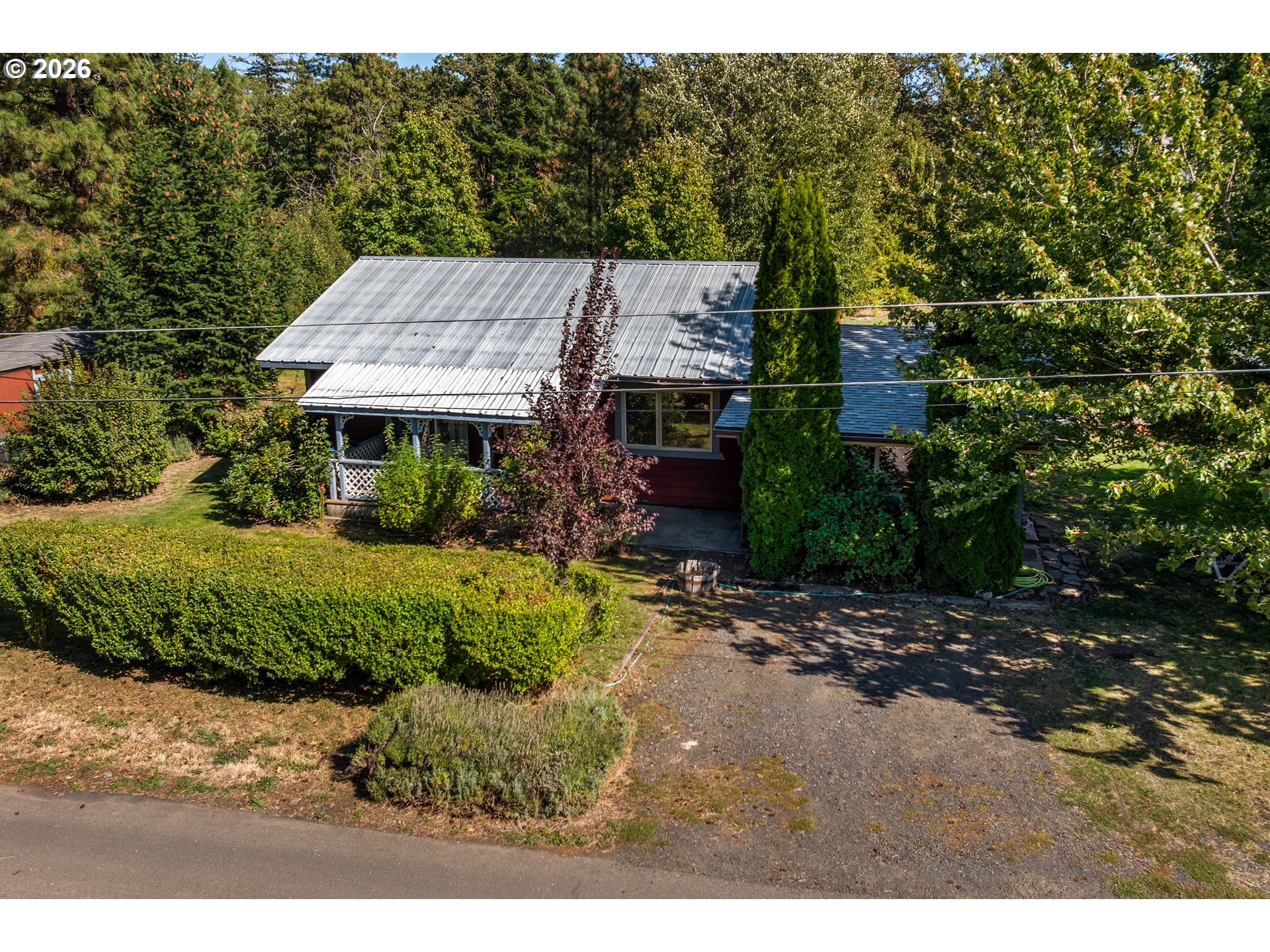 1395 Rockford Rd Property Photo 1