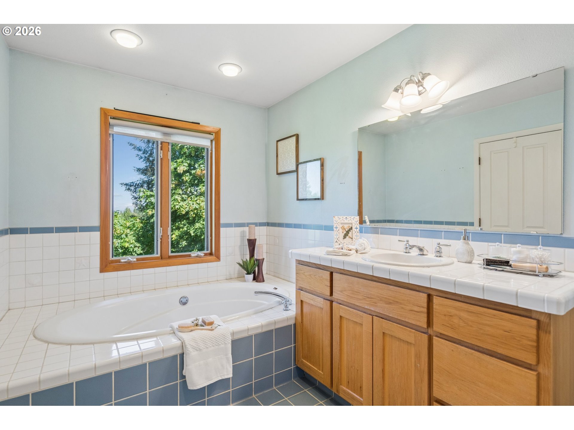 22016 Airport Rd Ne Property Photo 16