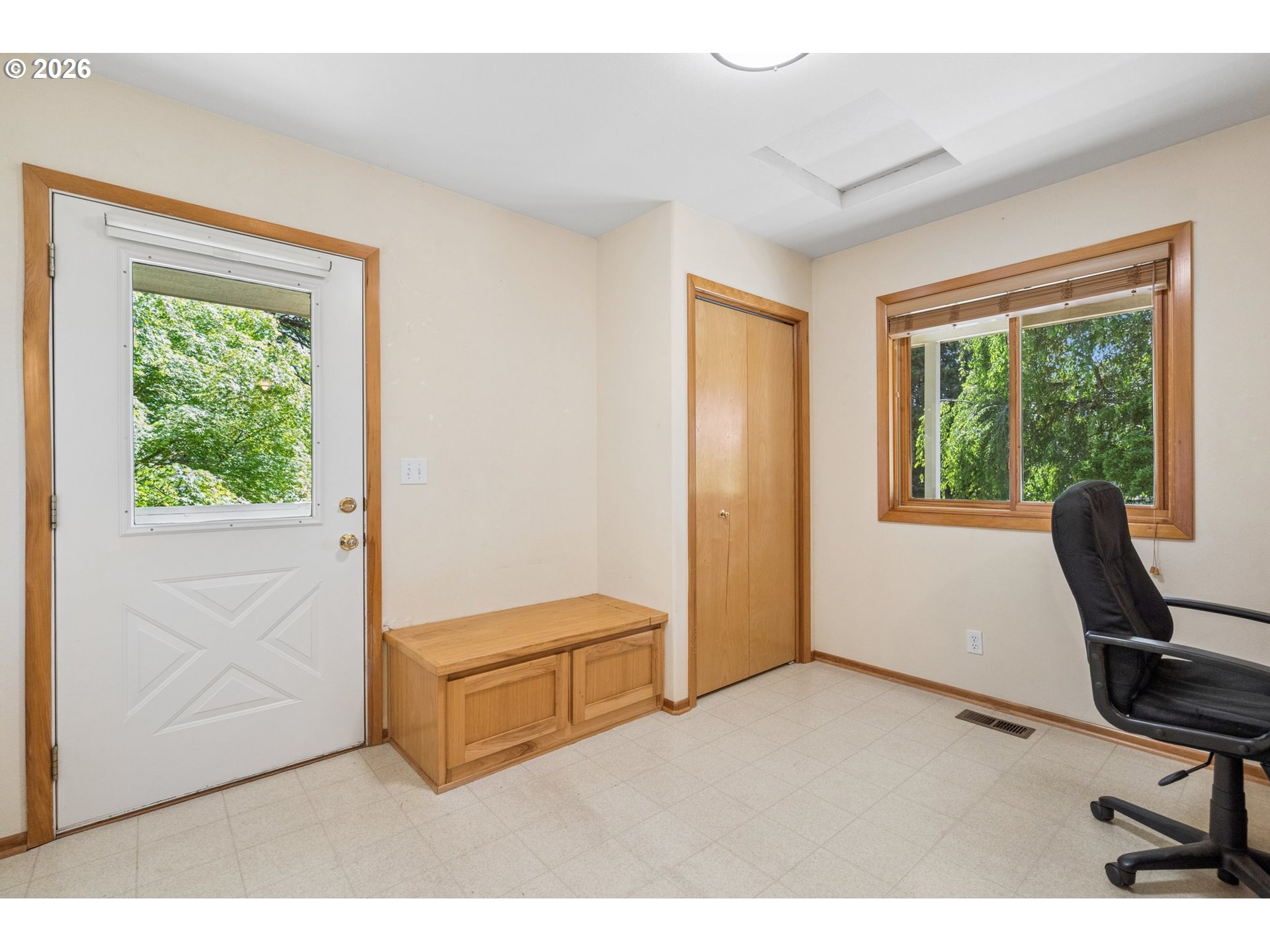 22016 Airport Rd Ne Property Photo 18