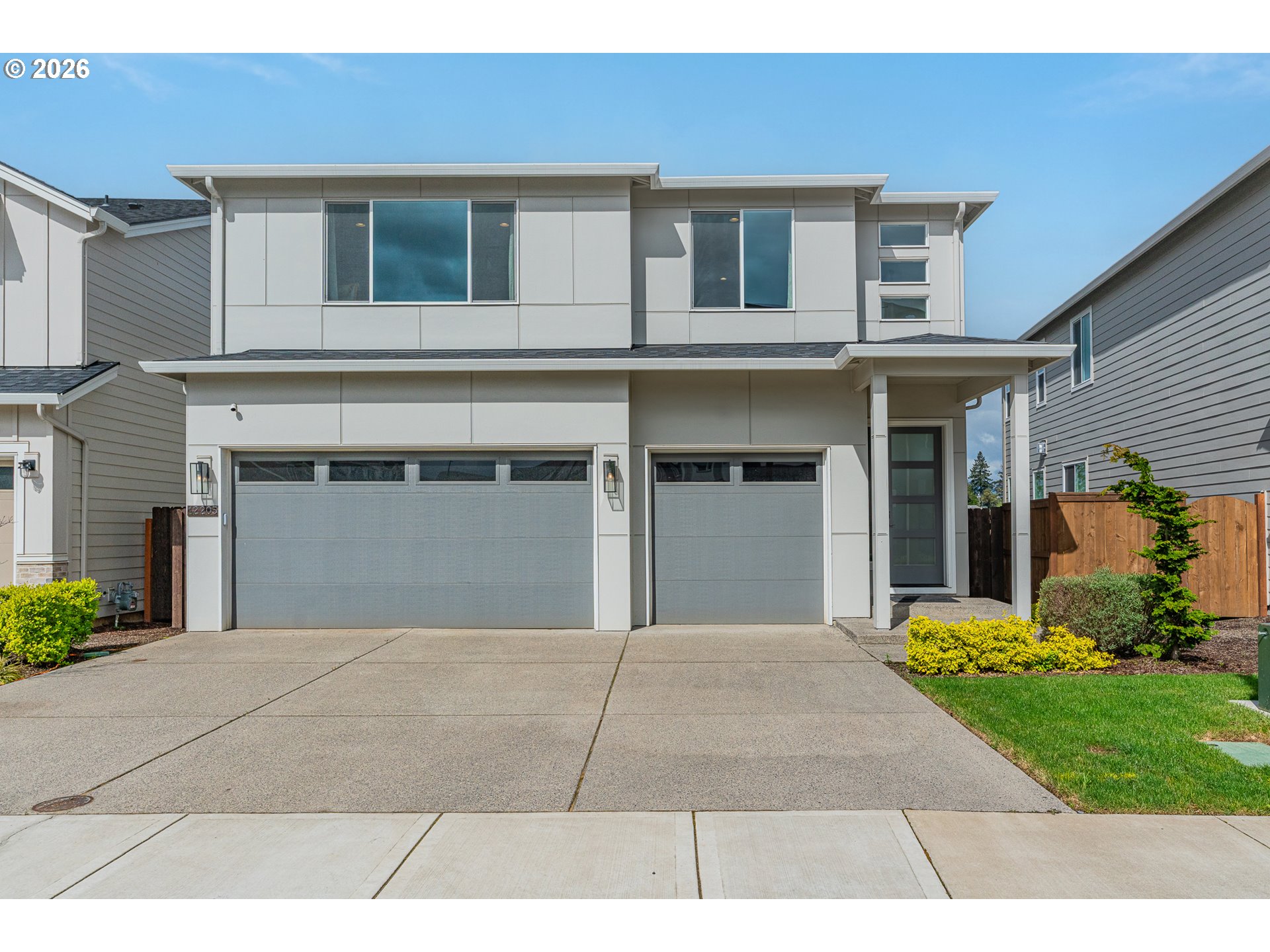 12205 Sw Silvertip St Property Photo 1