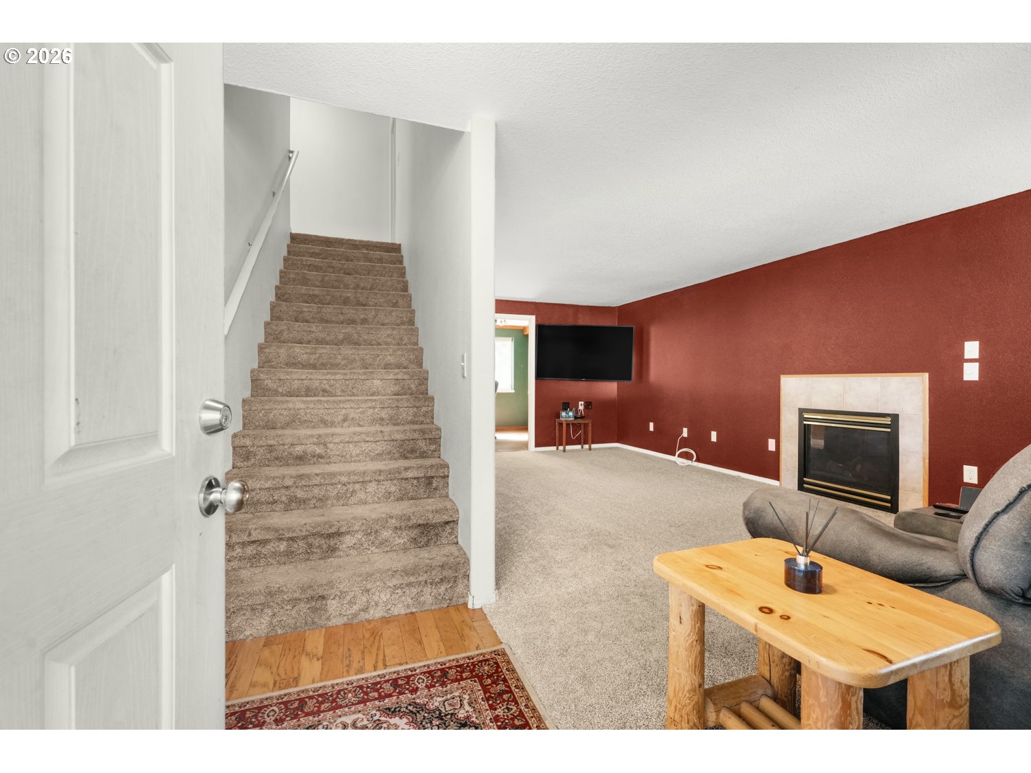 712 Main St Property Photo 3