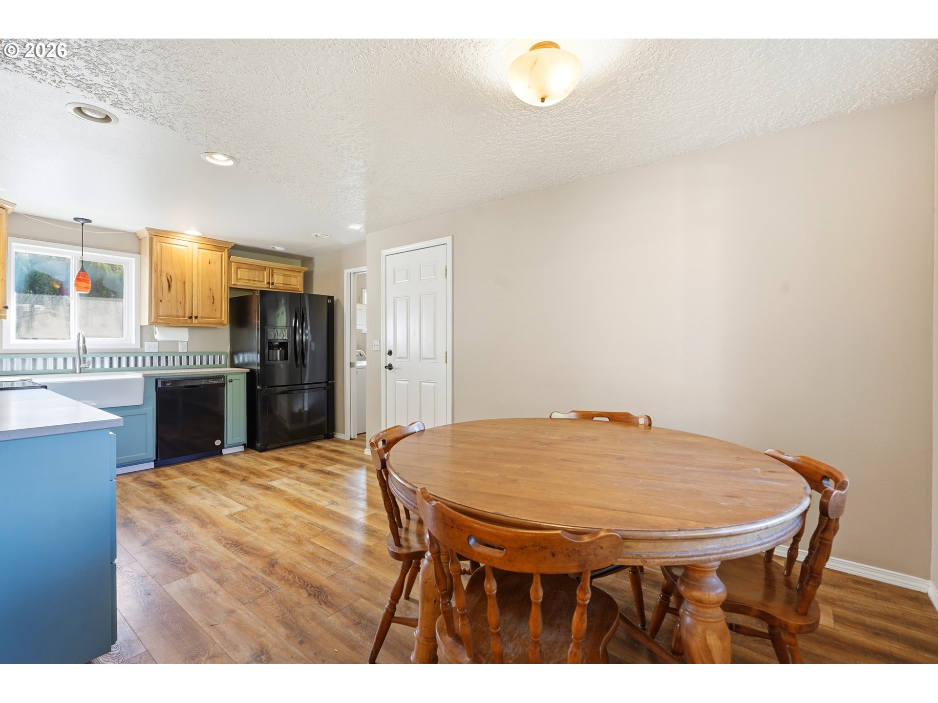1764 Sw Almond Ct Property Photo 2