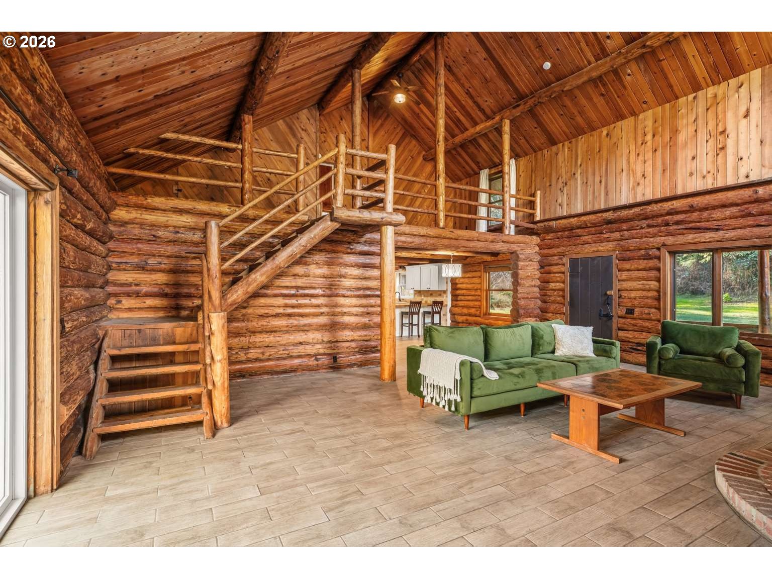 17285 Rustic Ln Property Photo 6