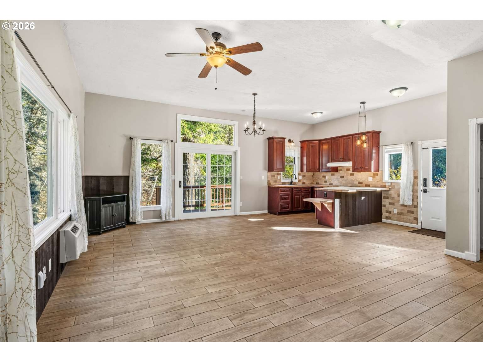 17285 Rustic Ln Property Photo 29