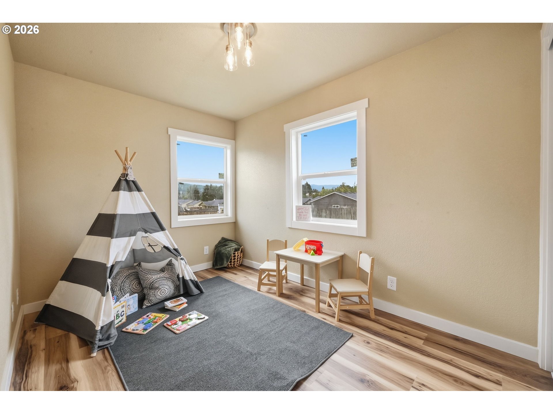 481 N D St Property Photo 13
