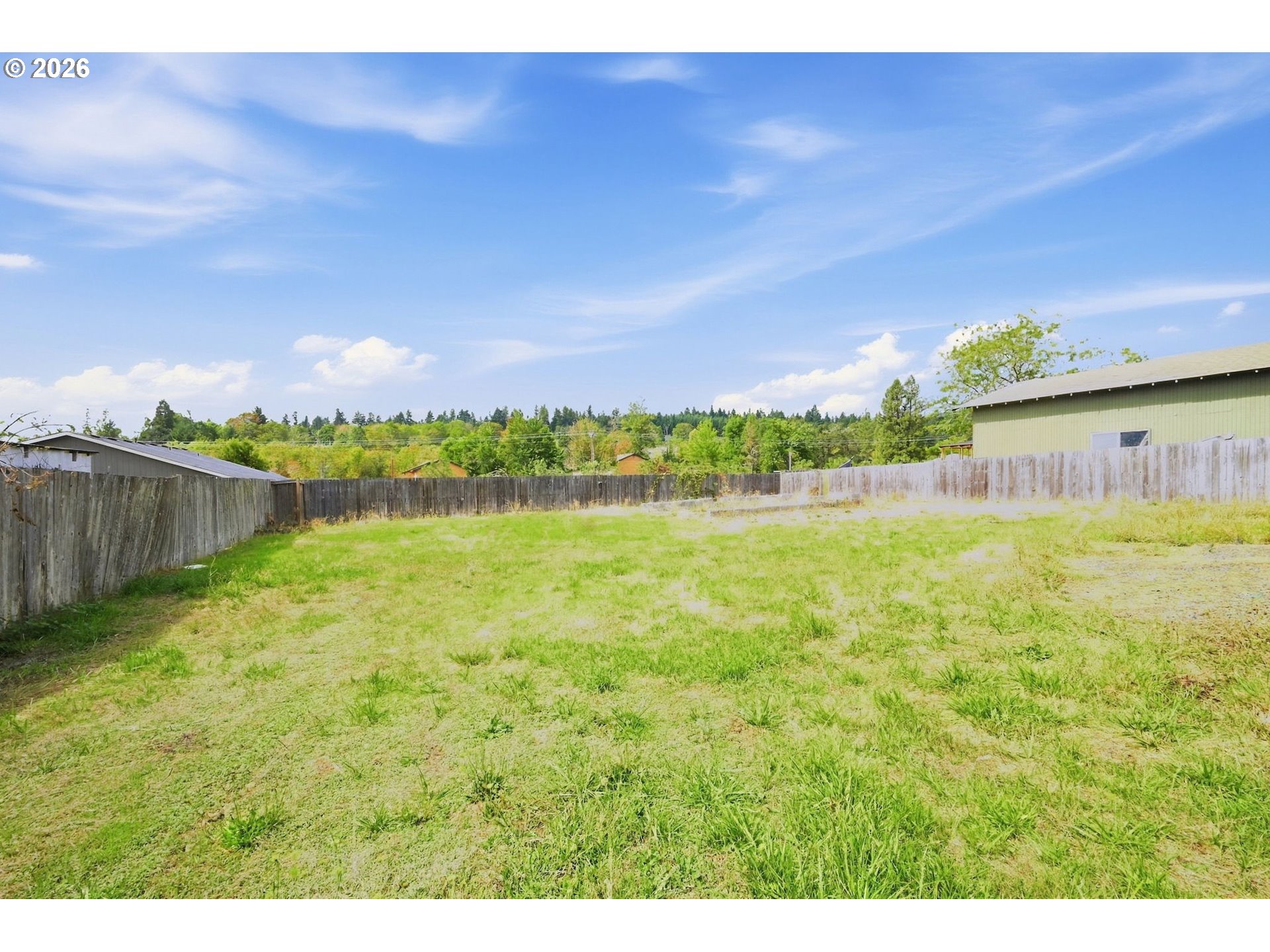 481 N D St Property Photo 18