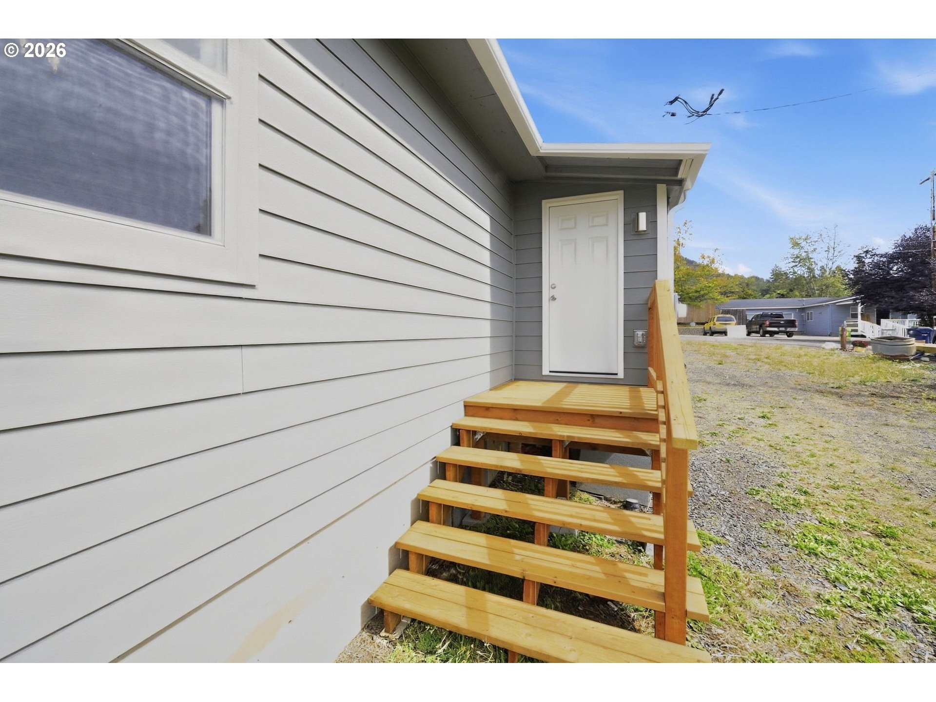 481 N D St Property Photo 20