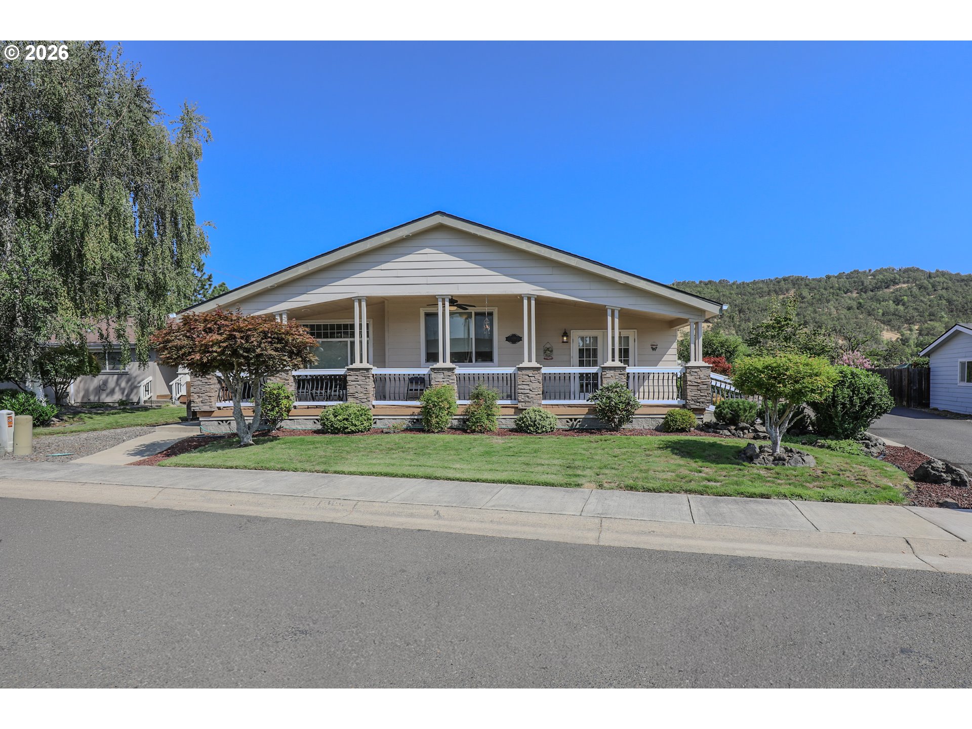 136 Jacob Hale Way Property Photo 1