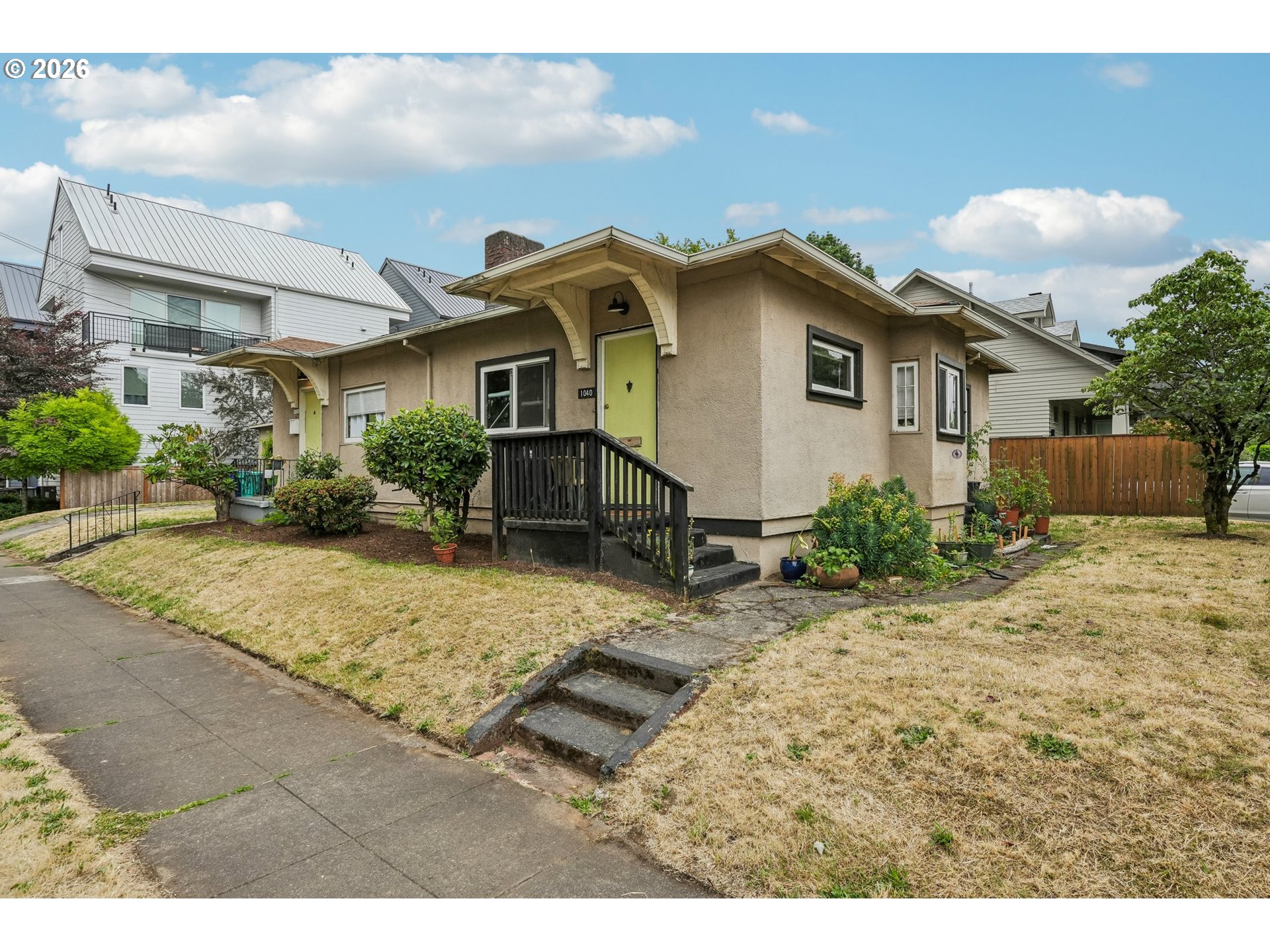 1036 N AINSWORTH ST Property Photo 1