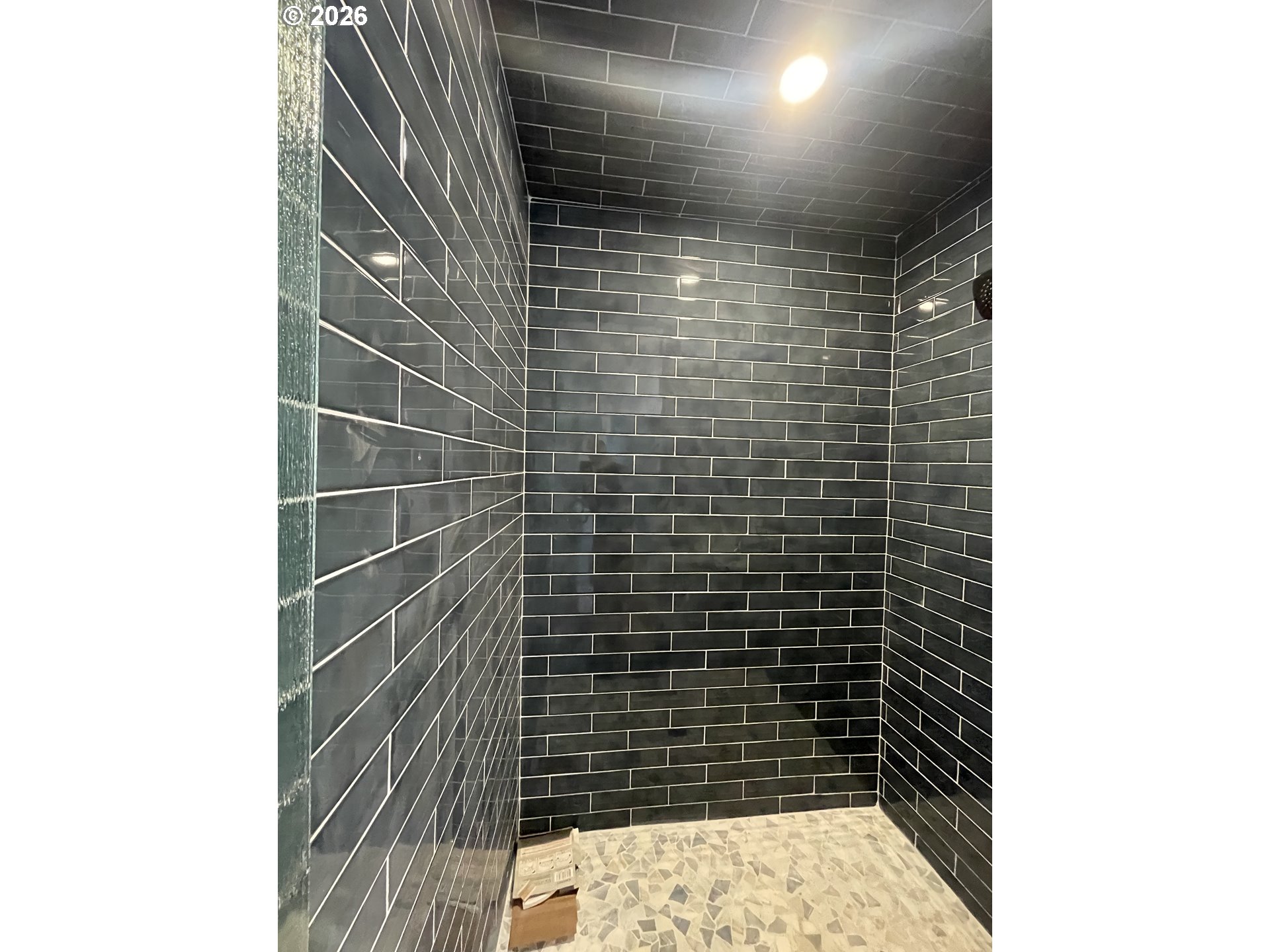 360 2nd St Property Photo 19