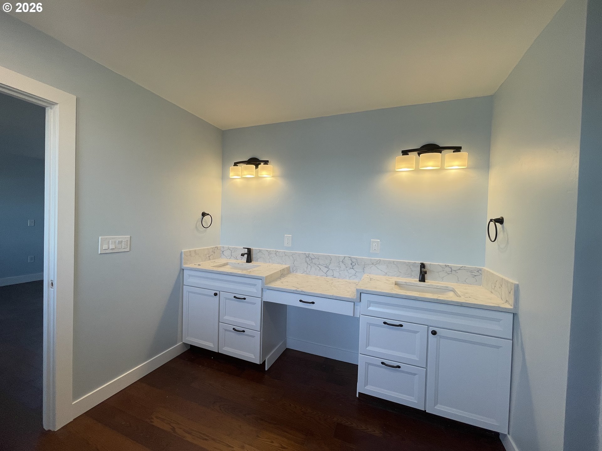 360 2nd St Property Photo 21