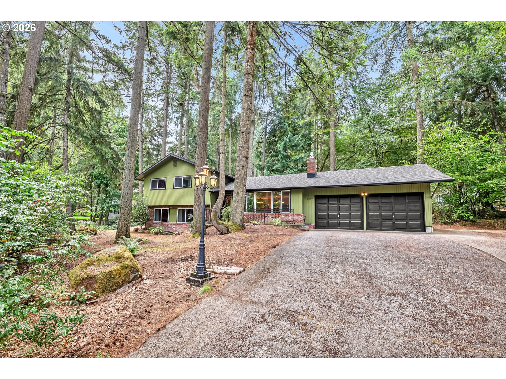 2897 TIMBERLINE DR Property Photo 1