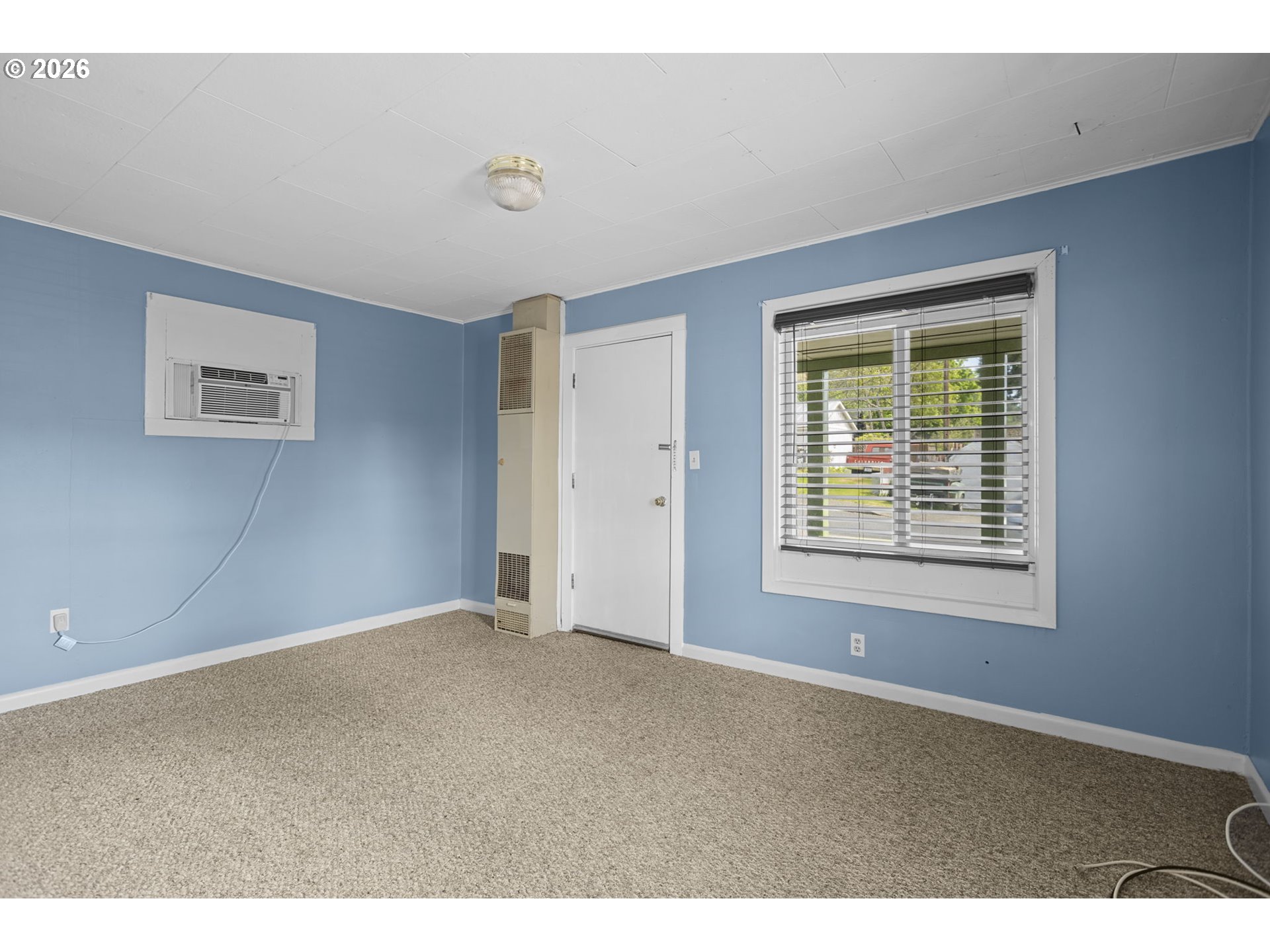 307 N Ash St Property Photo 9