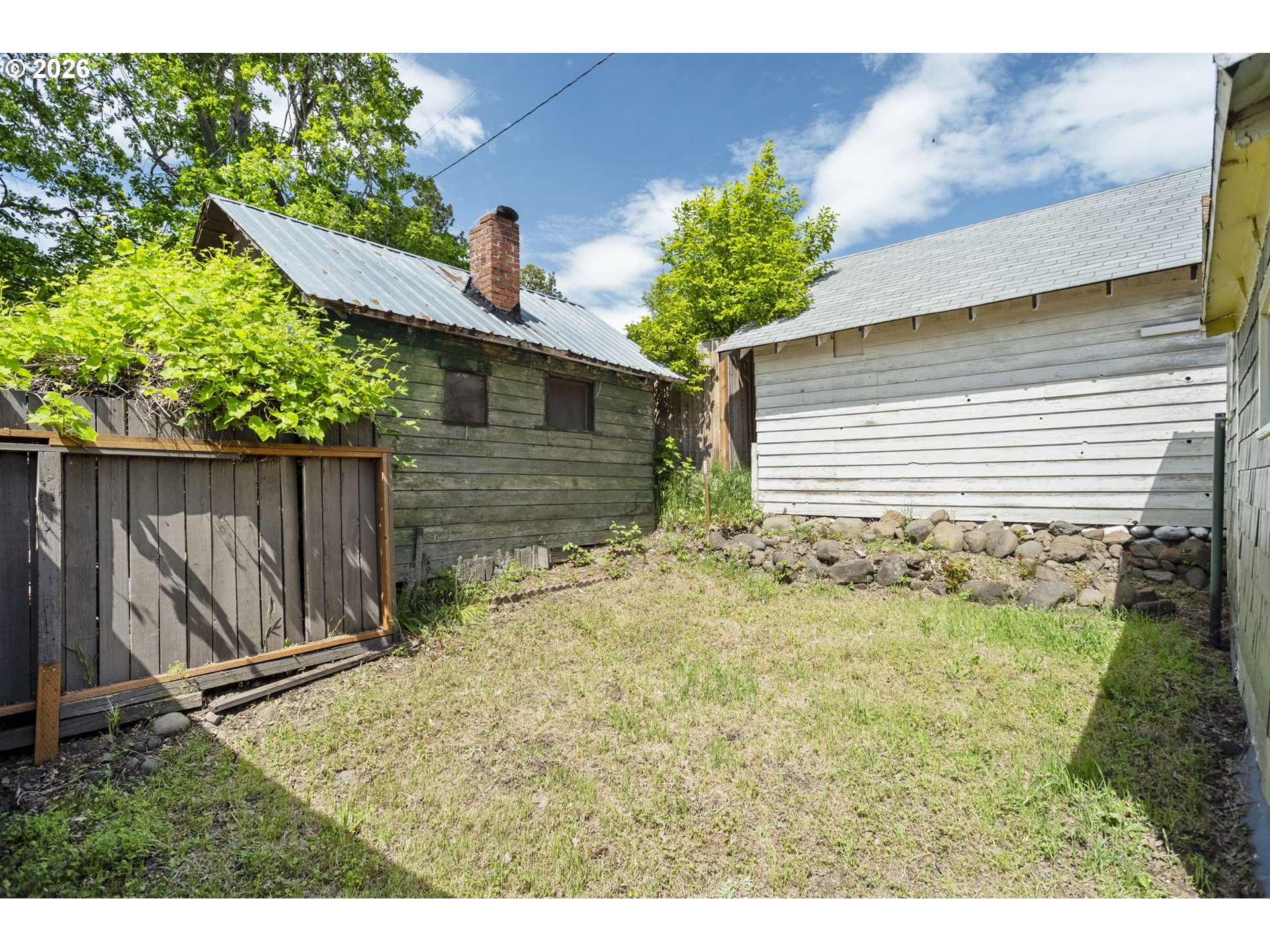 307 N Ash St Property Photo 29
