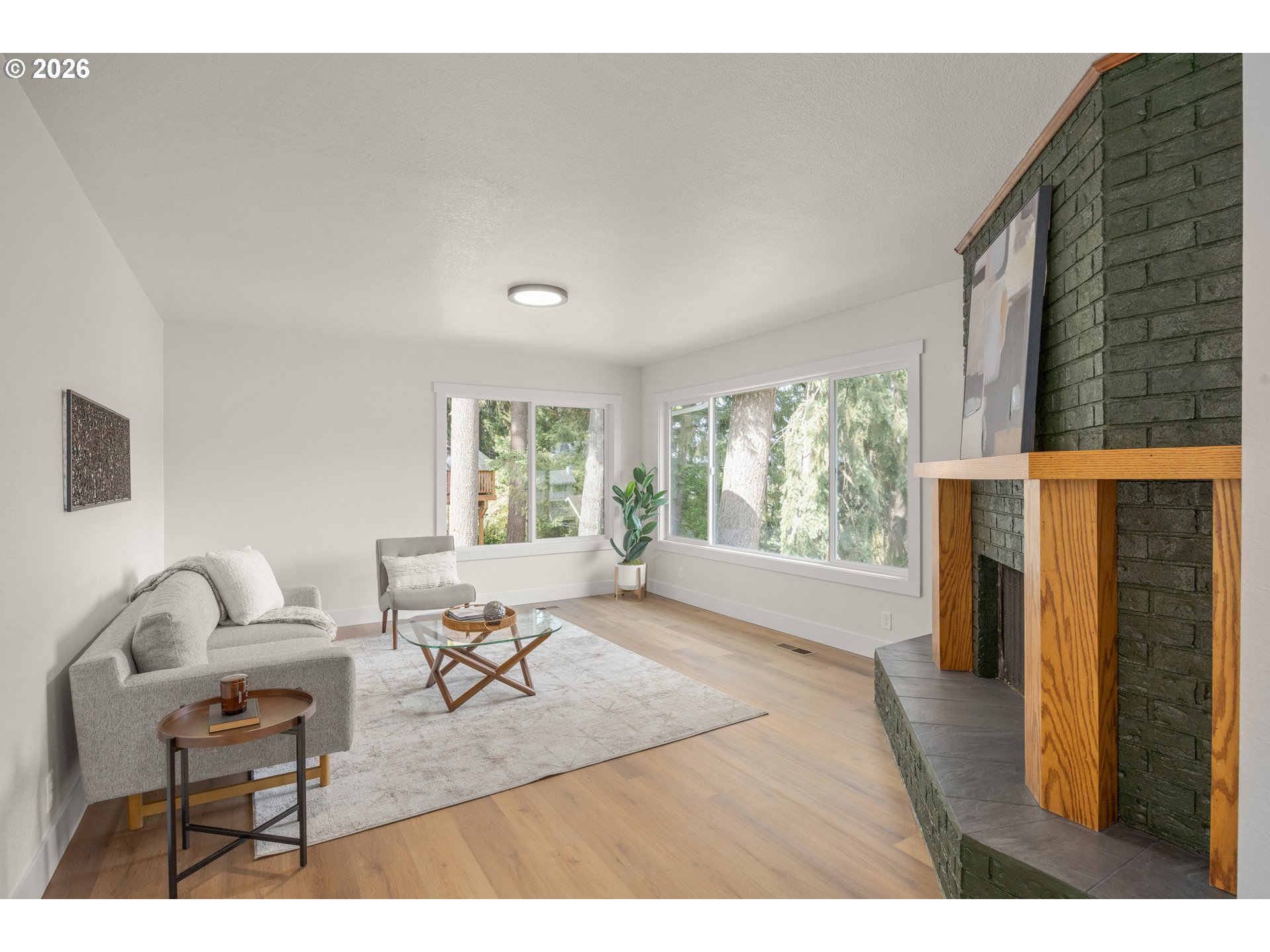 2355 Panorama Dr Property Photo 14