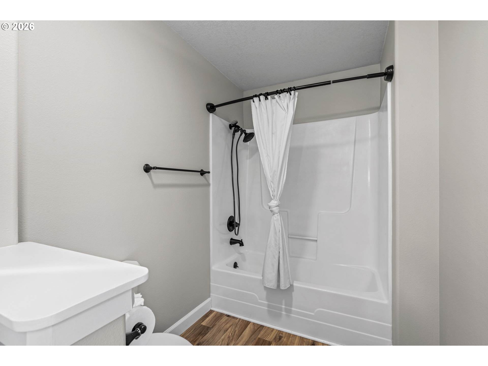 117 E B Ave Property Photo 24