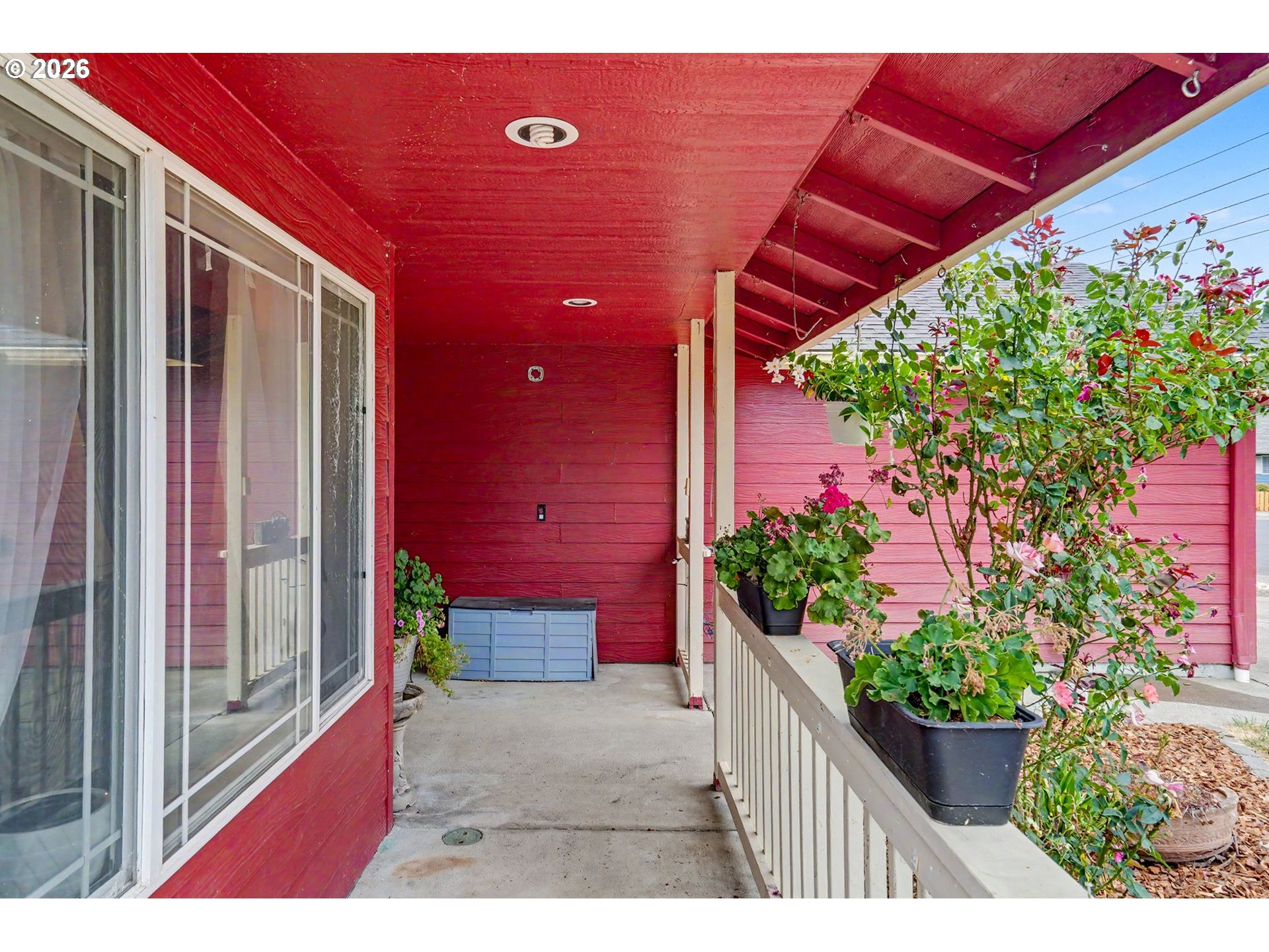 414 Edwards Rd Property Photo 5