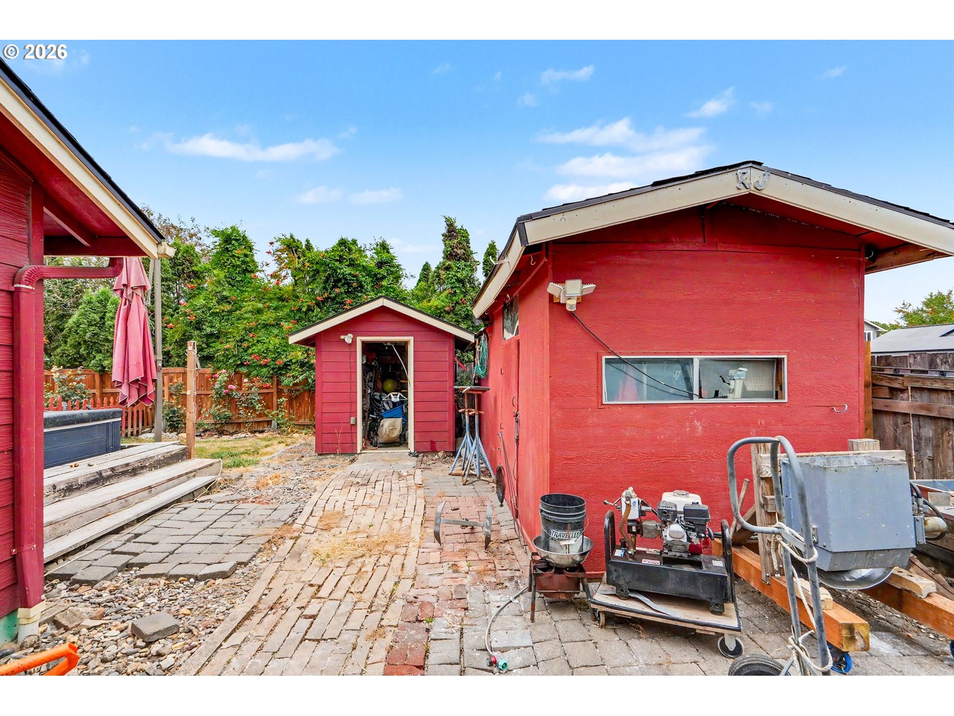 414 Edwards Rd Property Photo 30