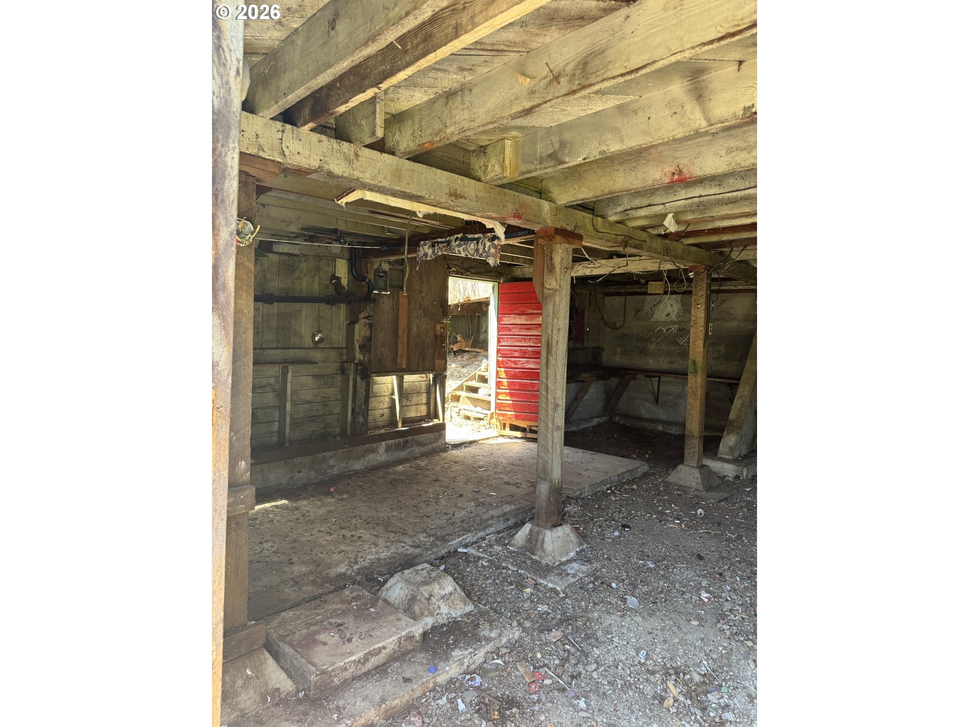 63776 Ellen St Property Photo 6