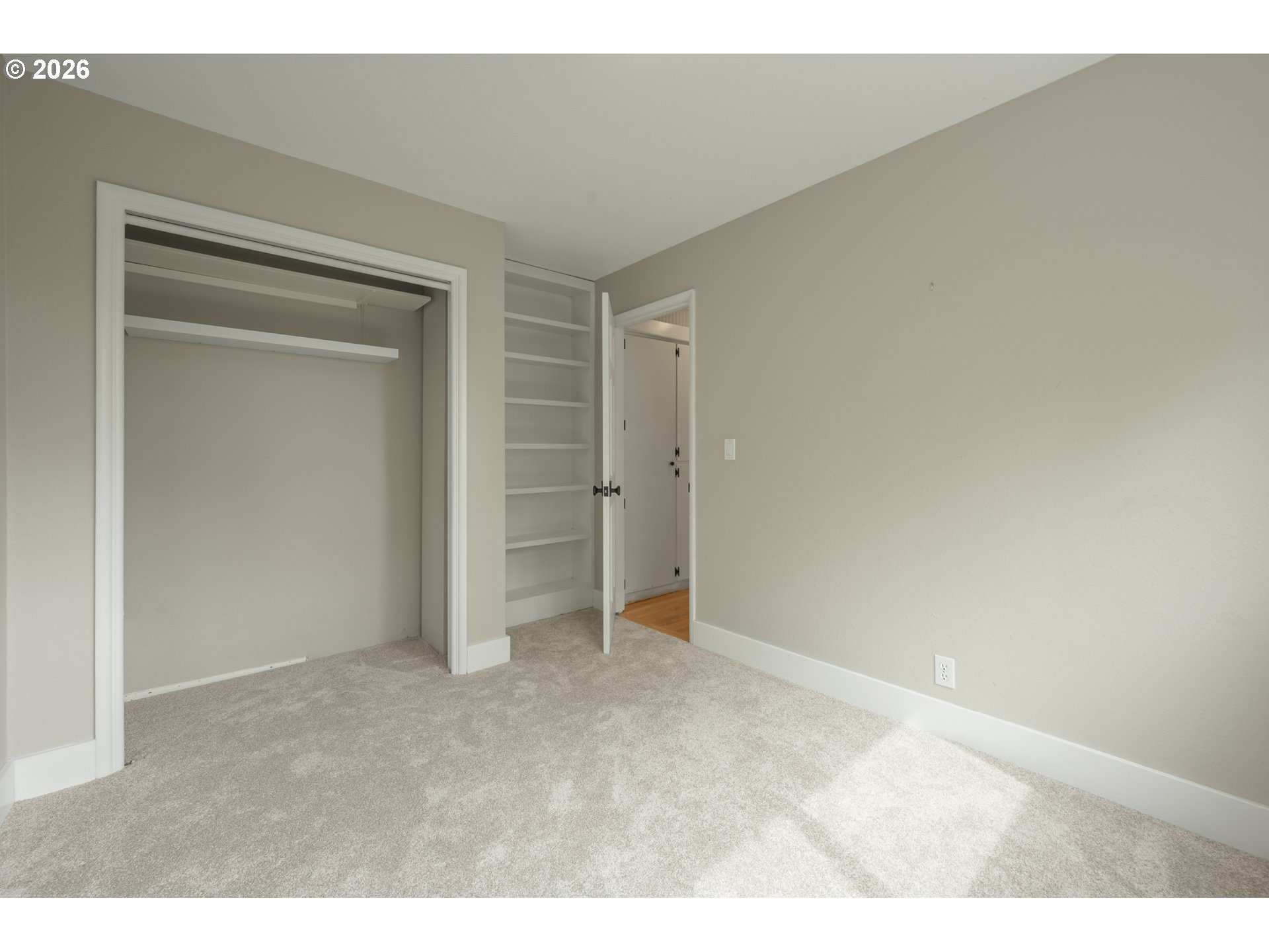 2145 Floral Hill Dr Property Photo 22