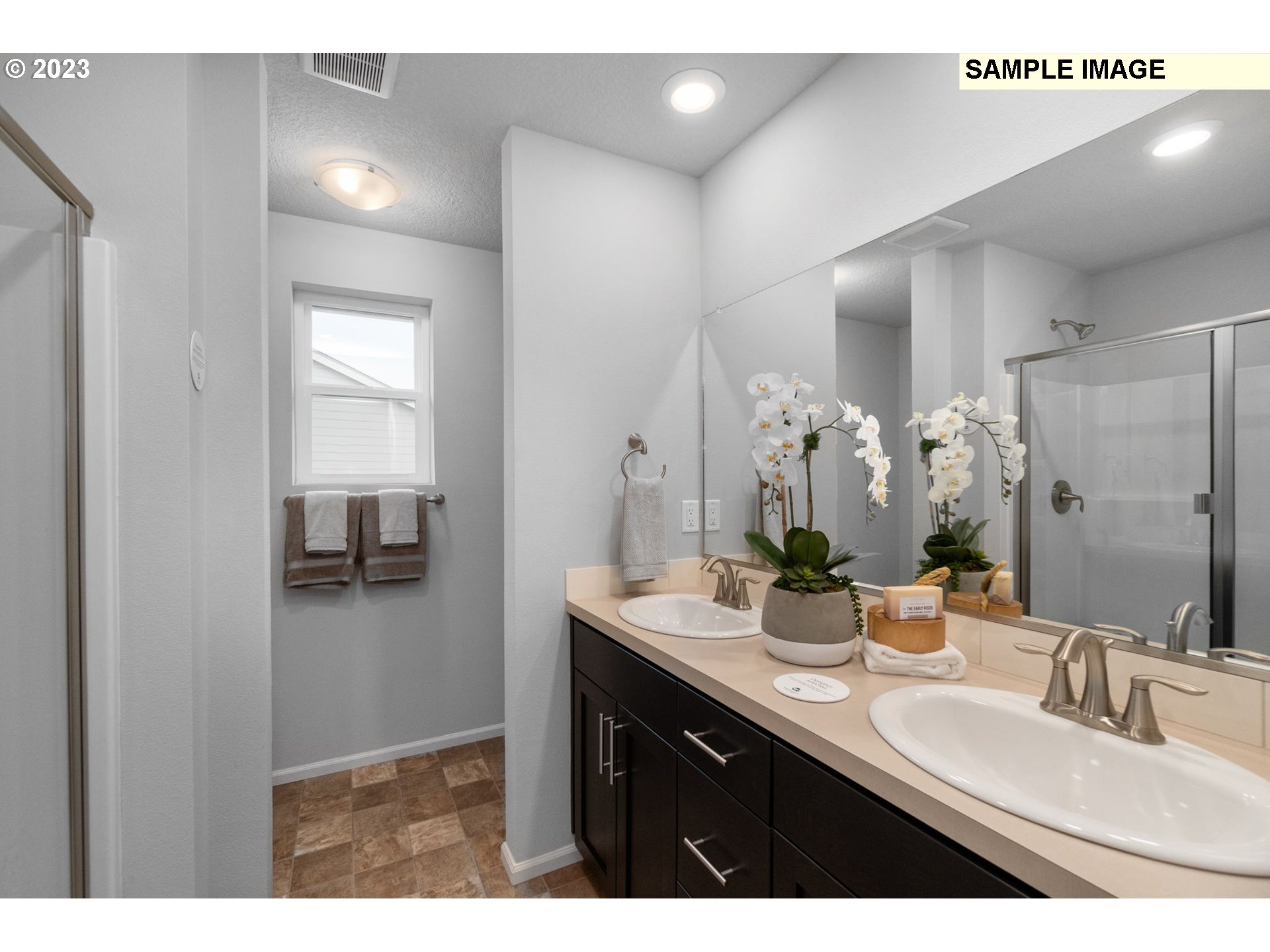 1159 Clemson St Property Photo 10