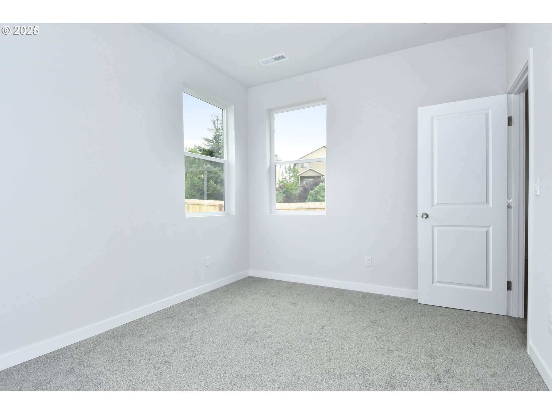 5415 Ne 68th St Property Photo 13