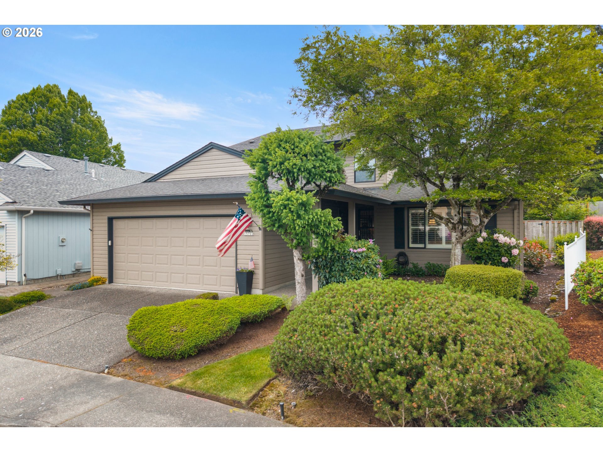 15702 Ne Summerplace Dr Property Photo 1