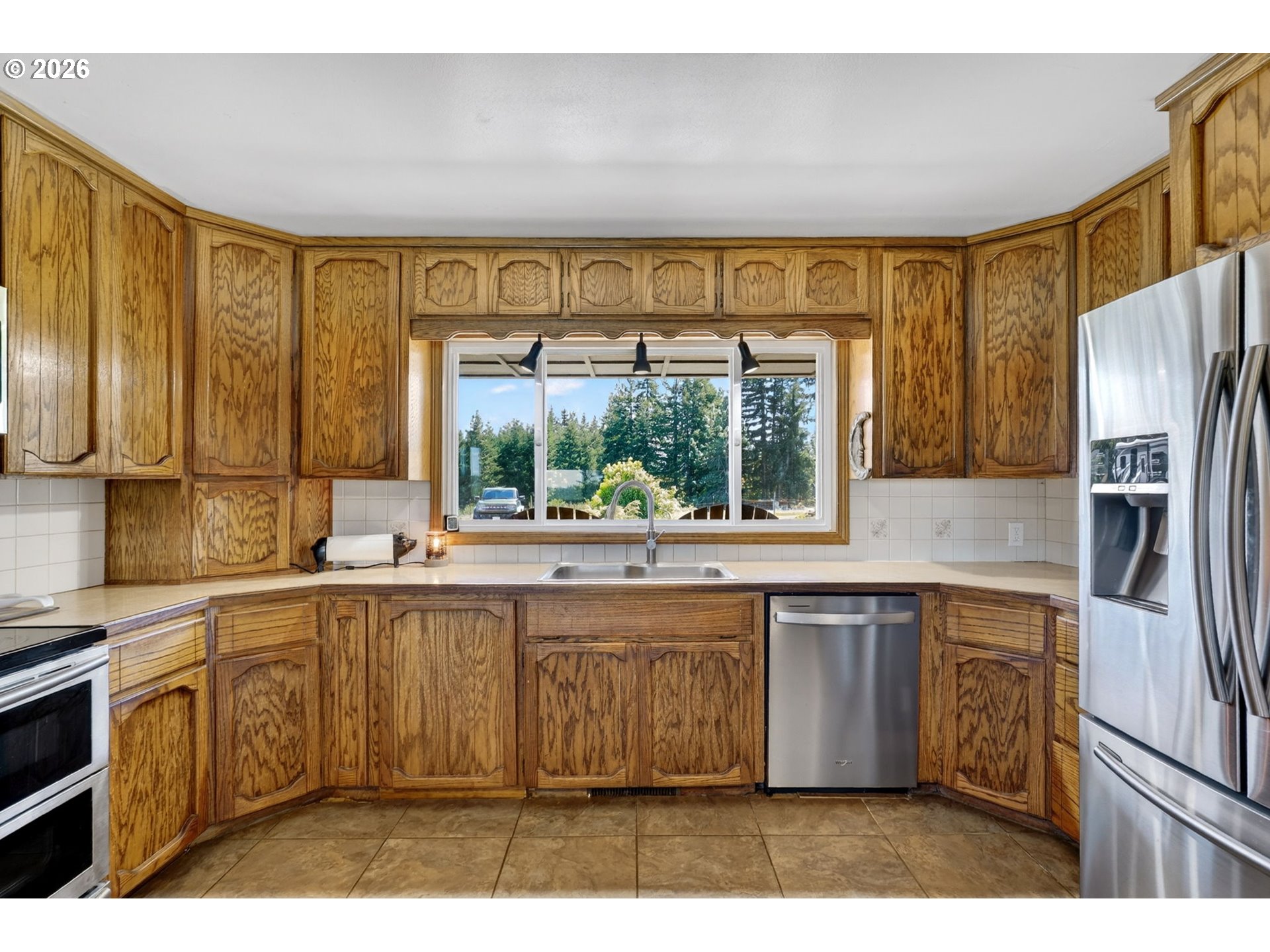 17623 S Windy City Rd Property Photo 10