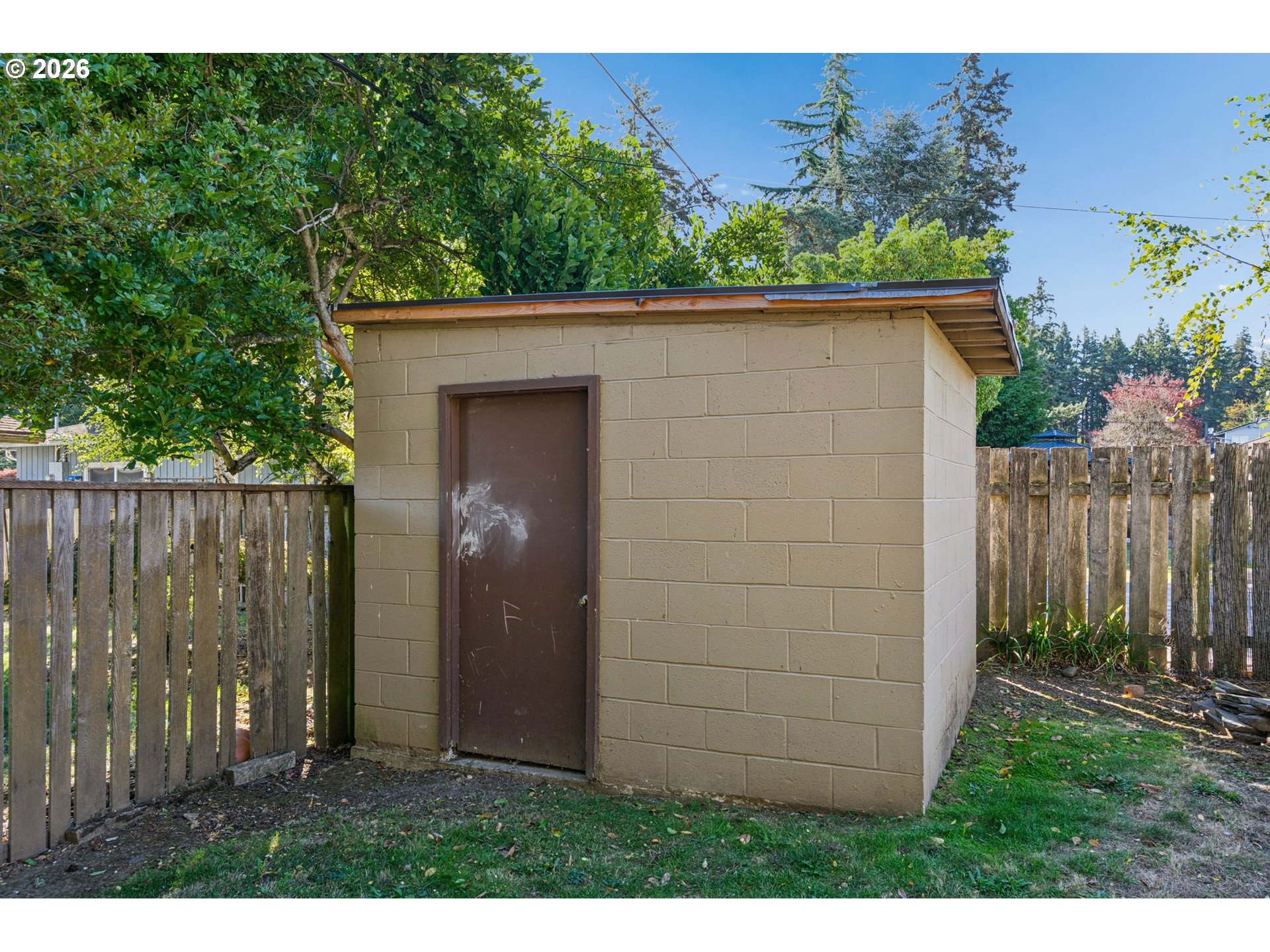1126 Ne 176th Ave Property Photo 40