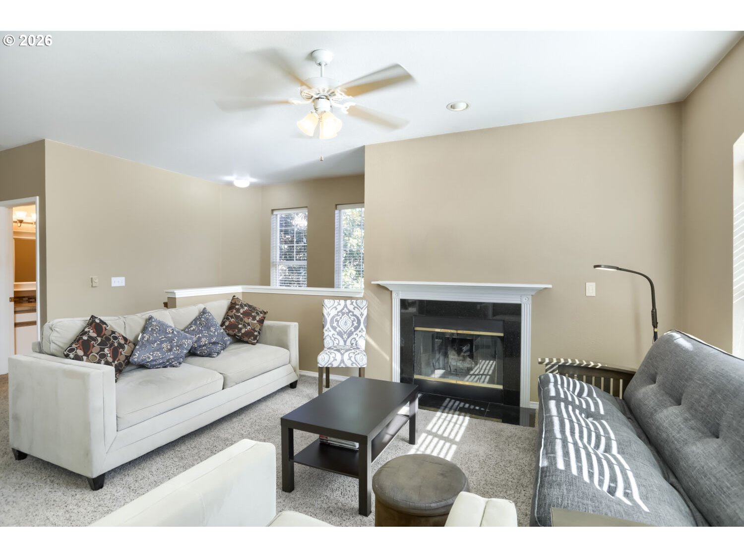 1231 Ne Horizon Loop 209 Property Photo 6