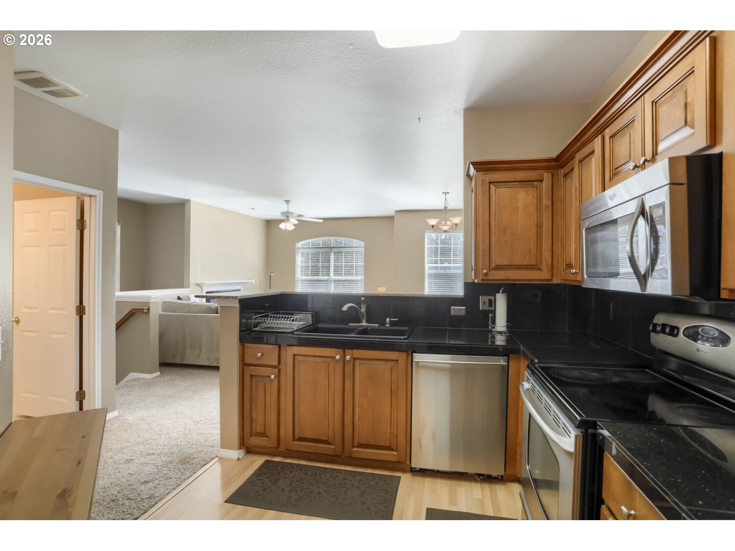 1231 Ne Horizon Loop 209 Property Photo 14
