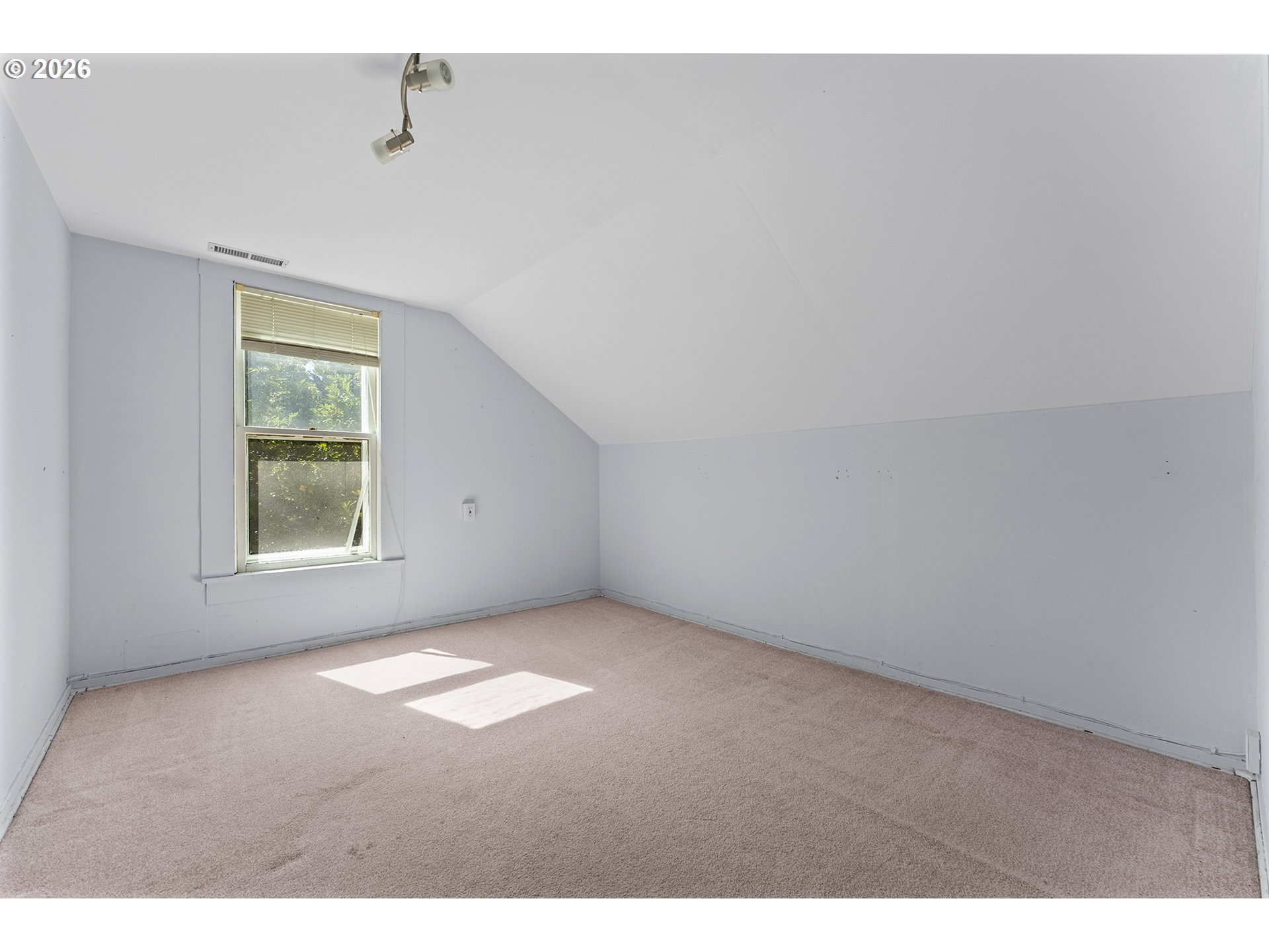 12295 Sw Boones Ferry Rd Property Photo 18